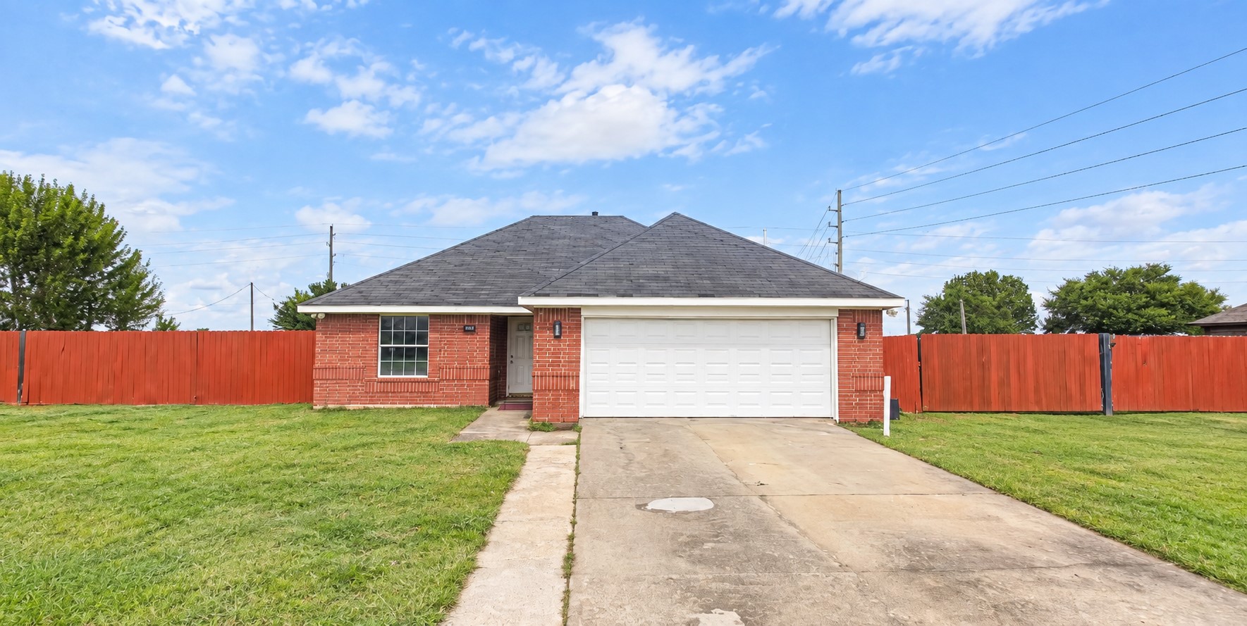 10803 Alex Drive Property Photo 1