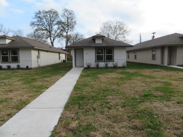 120 East Ash Street Property Photo 1