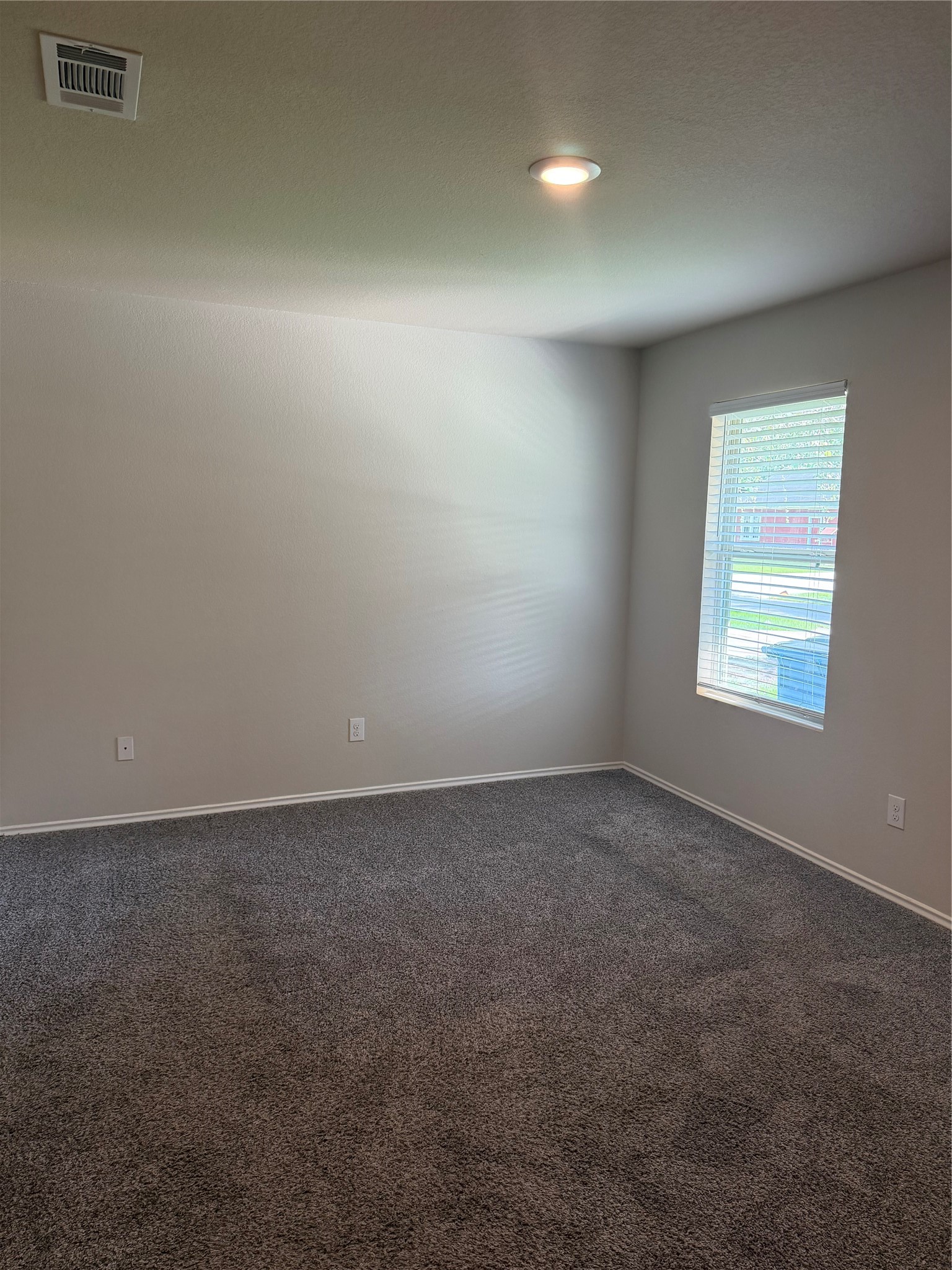 120 East Ash Street Property Photo 19