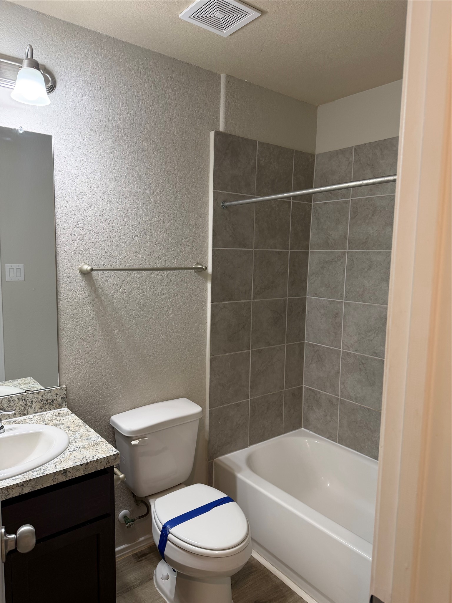 120 East Ash Street Property Photo 21