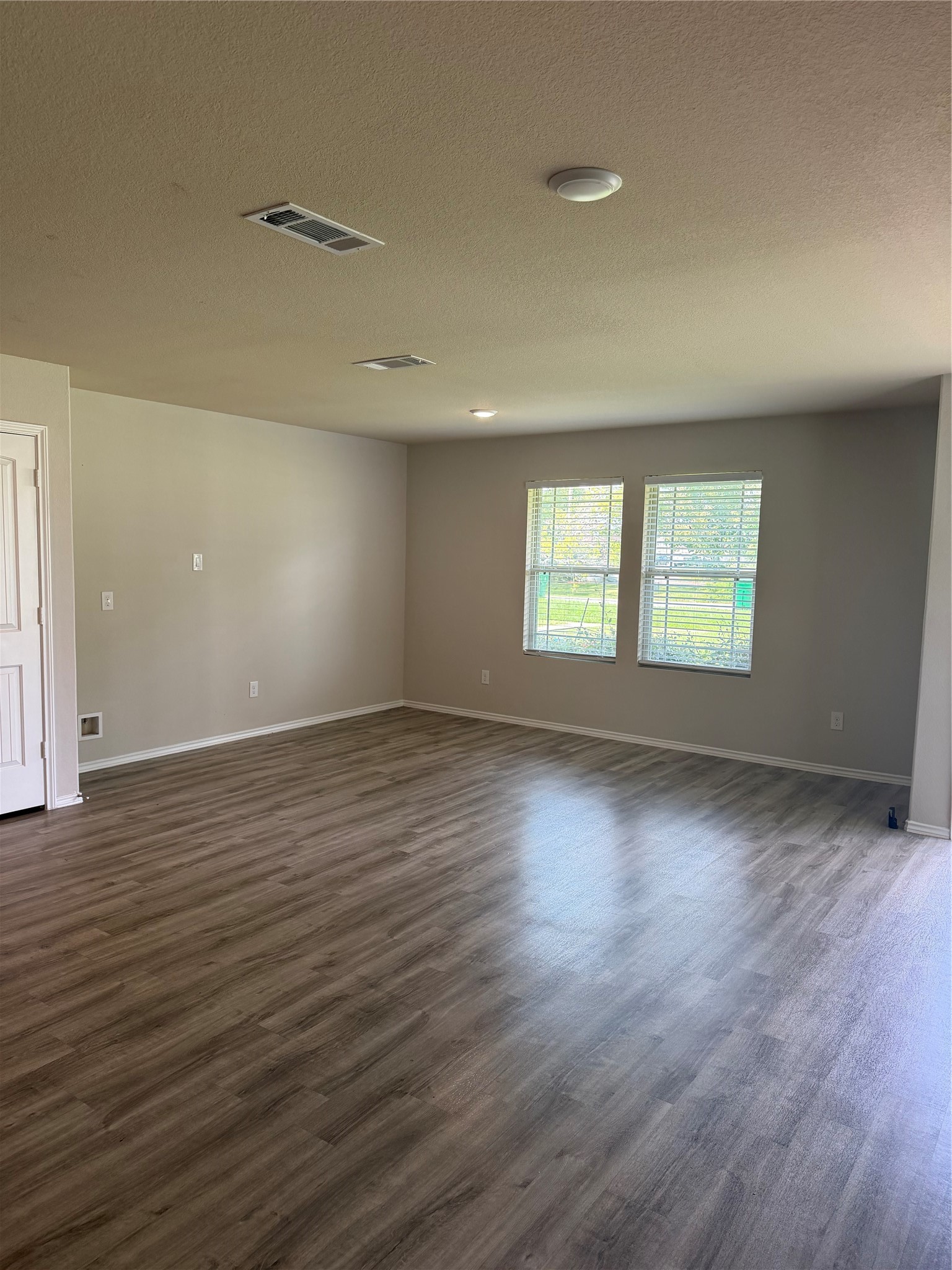 120 East Ash Street Property Photo 25