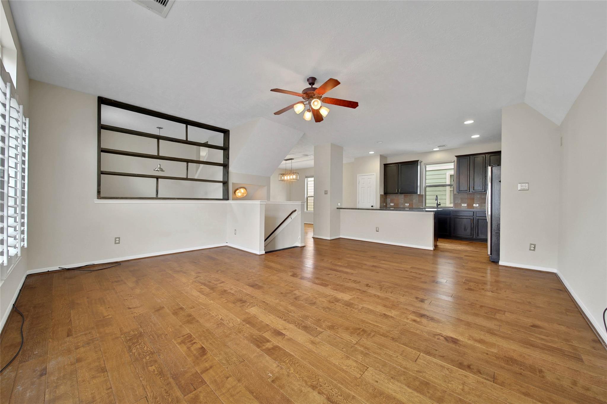 3323 Masters Point Drive Property Photo 6