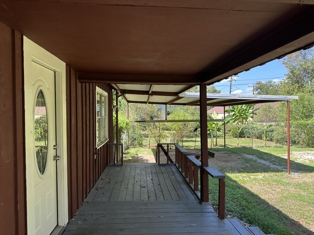 809 E Clark Avenue Property Photo 8