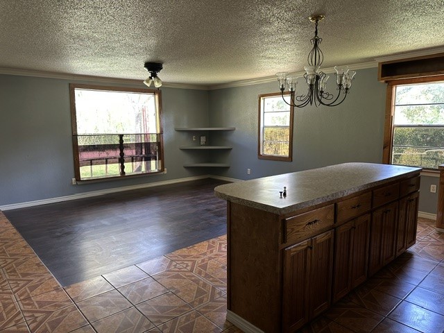 809 E Clark Avenue Property Photo 13