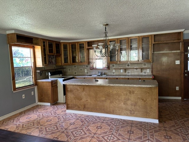 809 E Clark Avenue Property Photo 16