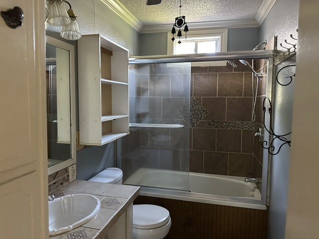 809 E Clark Avenue Property Photo 18