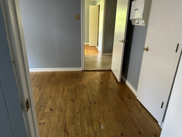 809 E Clark Avenue Property Photo 26