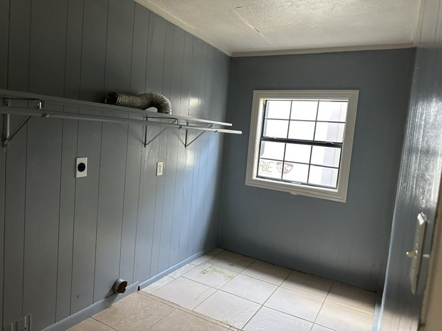 809 E Clark Avenue Property Photo 27
