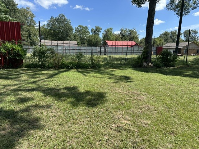 809 E Clark Avenue Property Photo 29