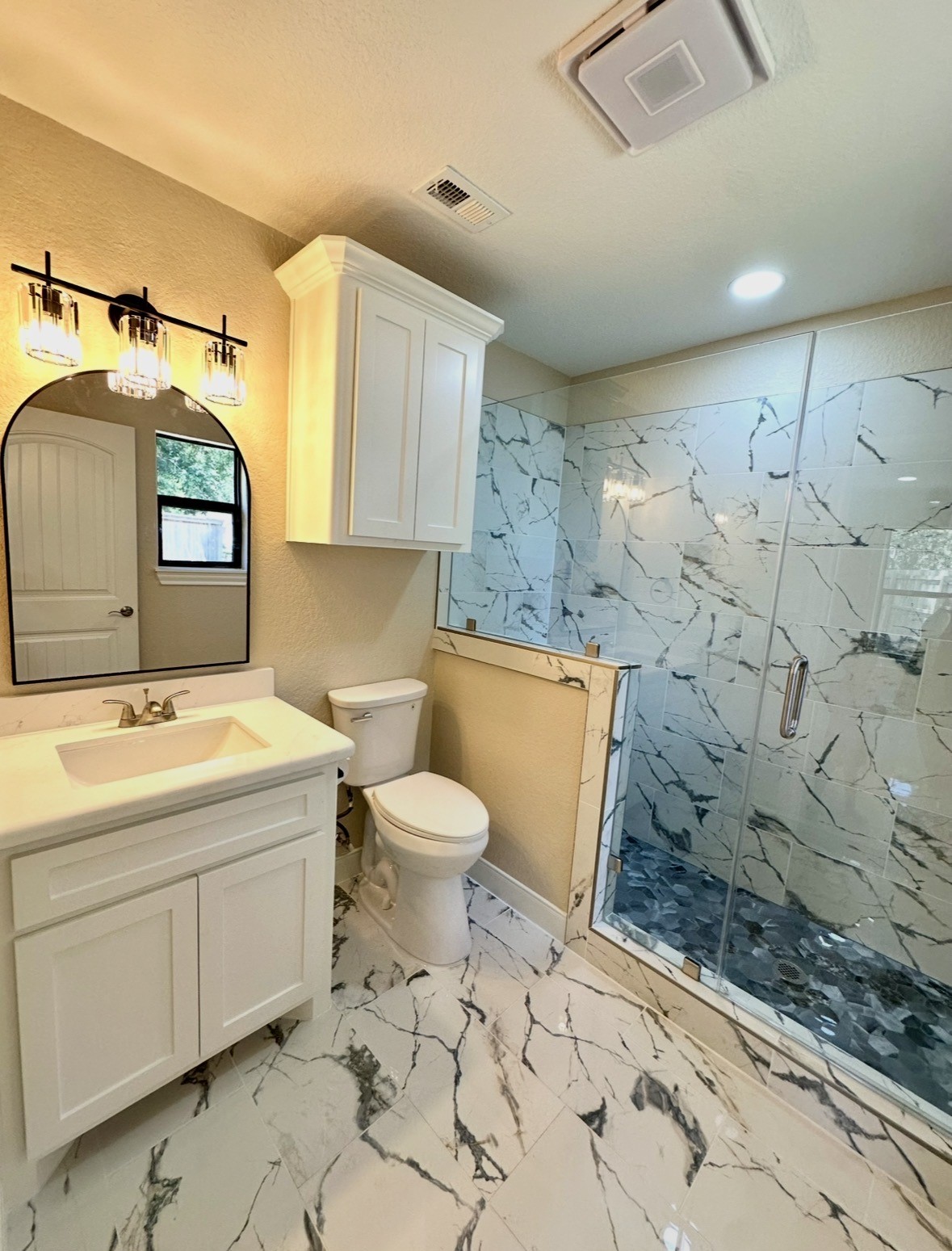 248 Canterbury Drive Property Photo 14