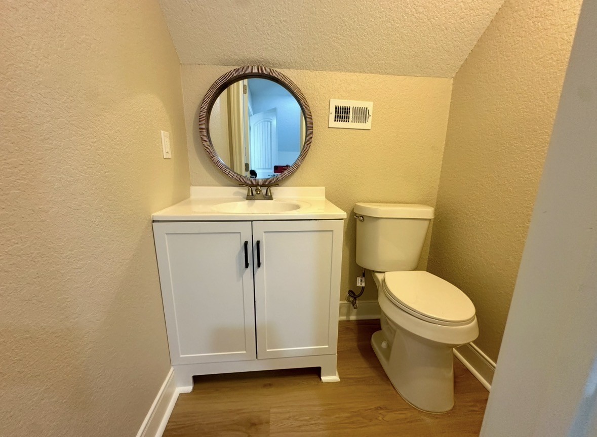 248 Canterbury Drive Property Photo 18