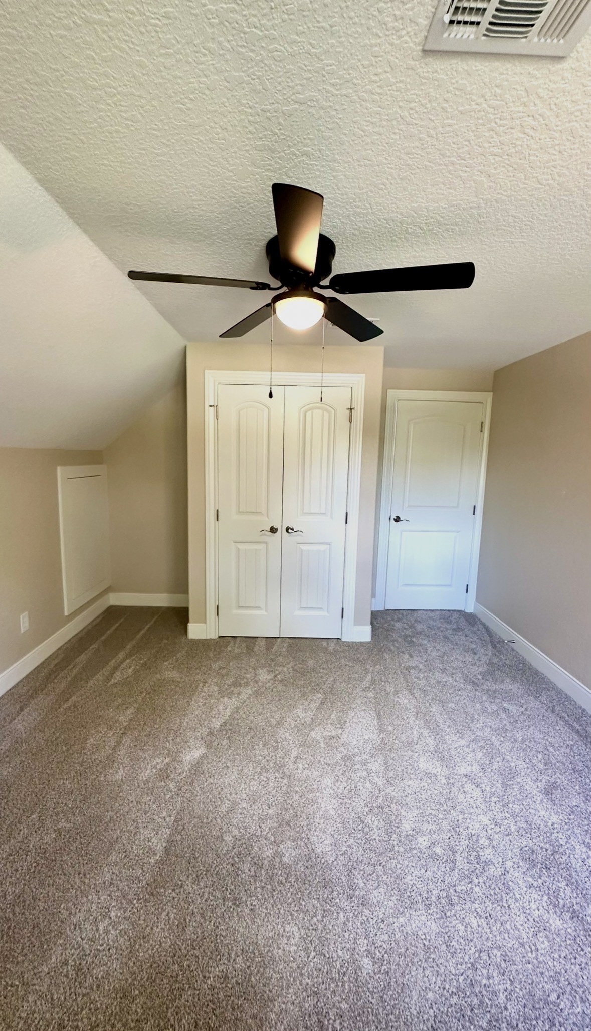 248 Canterbury Drive Property Photo 22