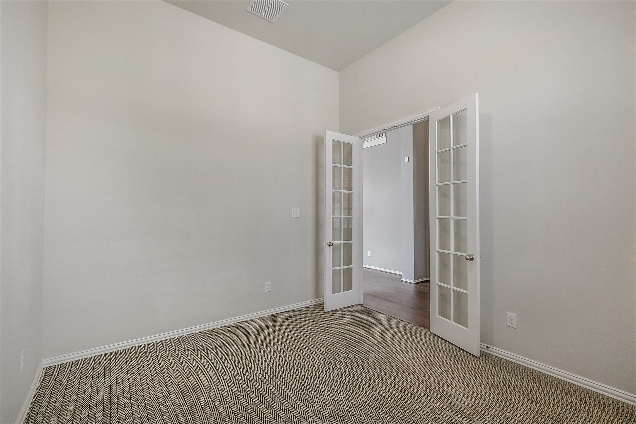 13104 Hollow Garden Lane Property Photo 23