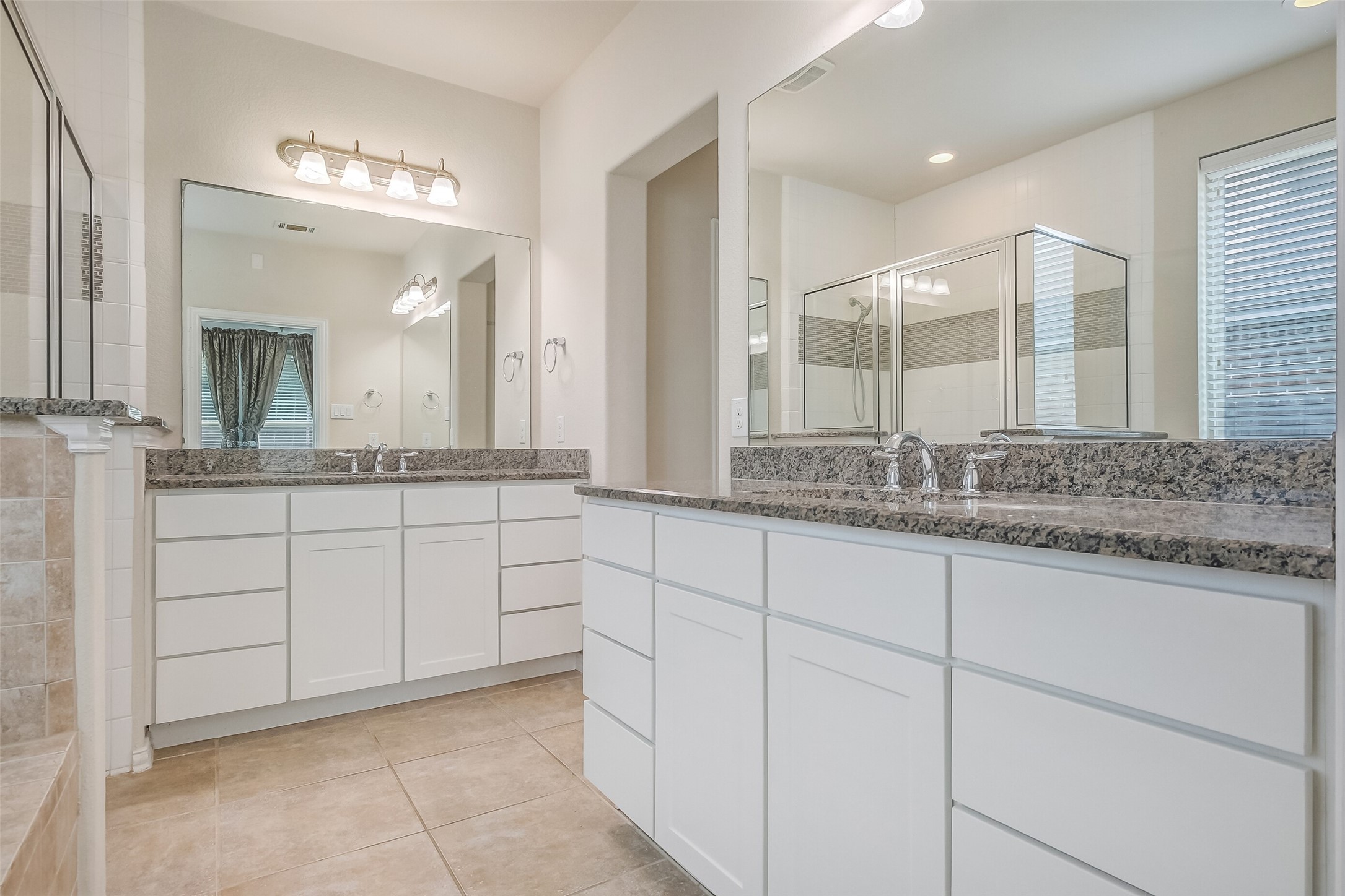 13104 Hollow Garden Lane Property Photo 27