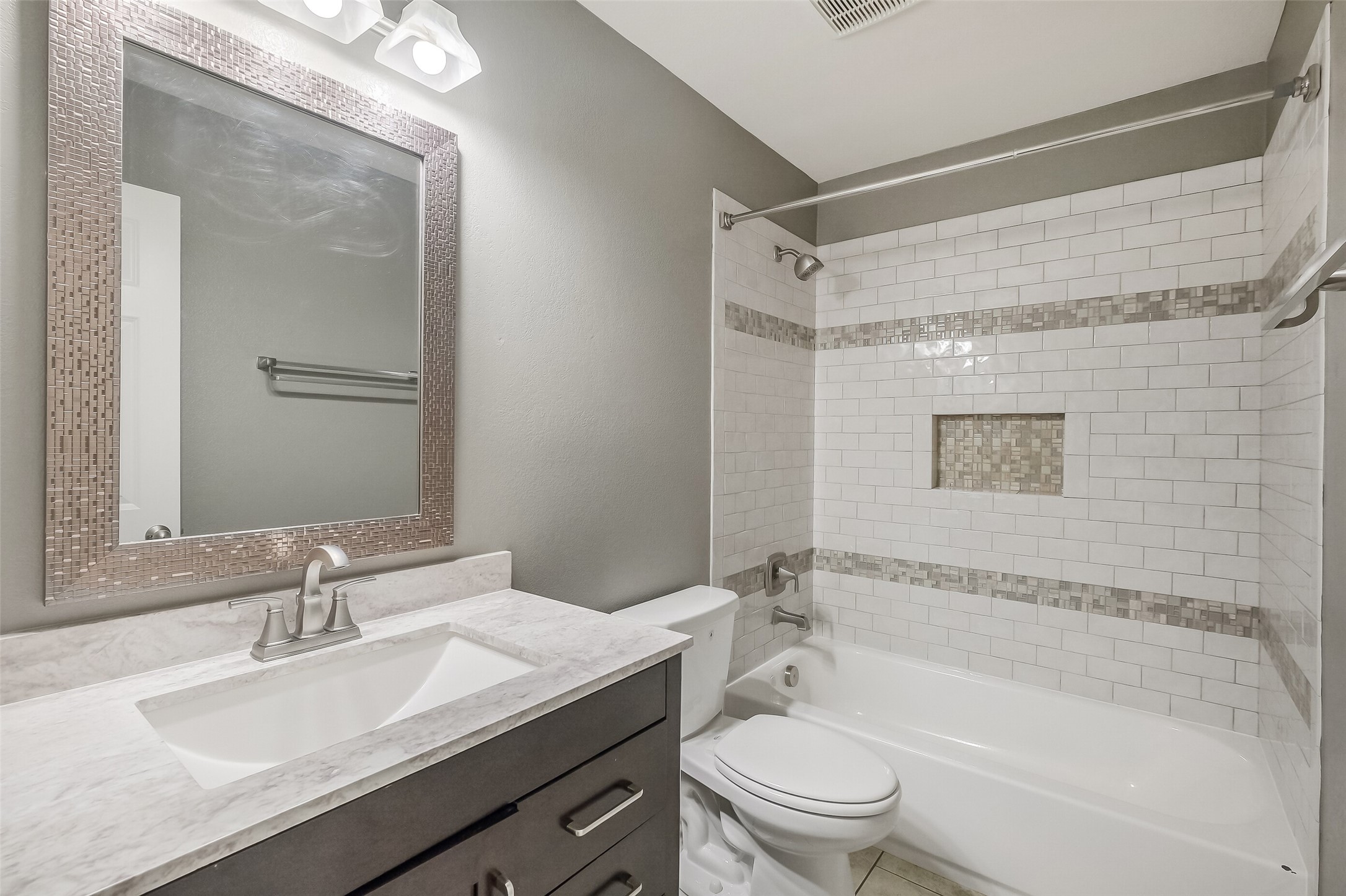 13104 Hollow Garden Lane Property Photo 38