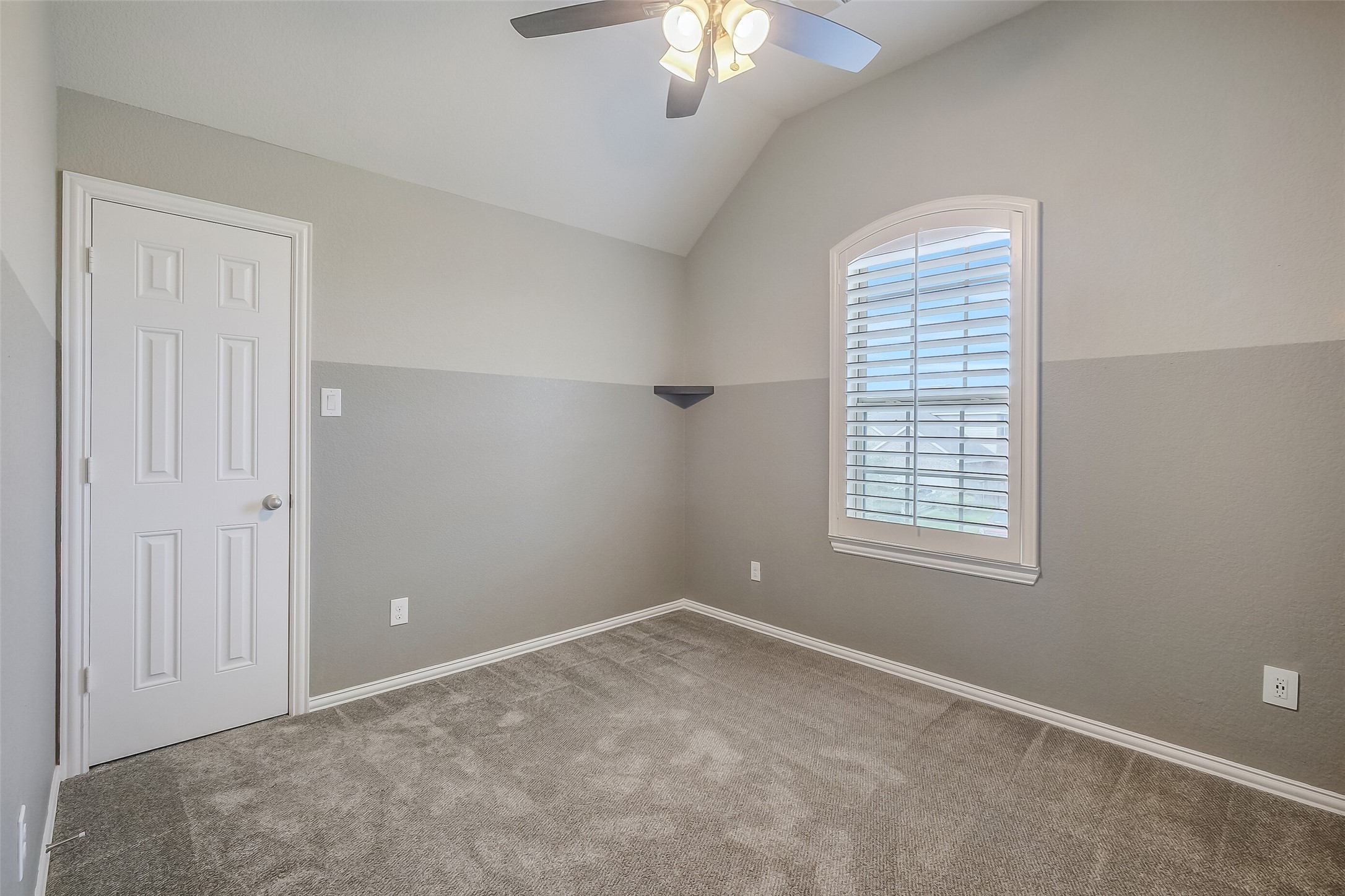 13104 Hollow Garden Lane Property Photo 39