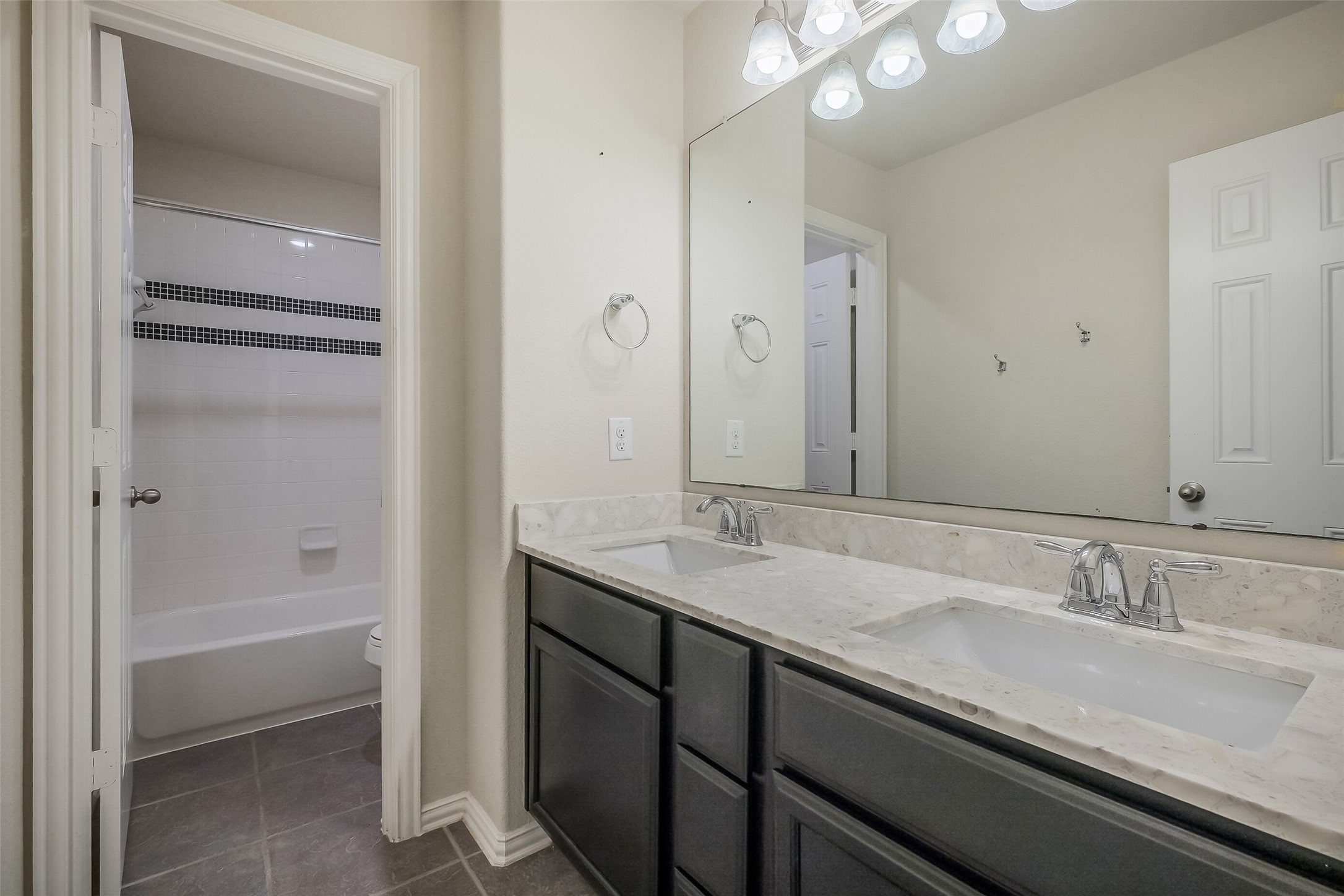 13104 Hollow Garden Lane Property Photo 41