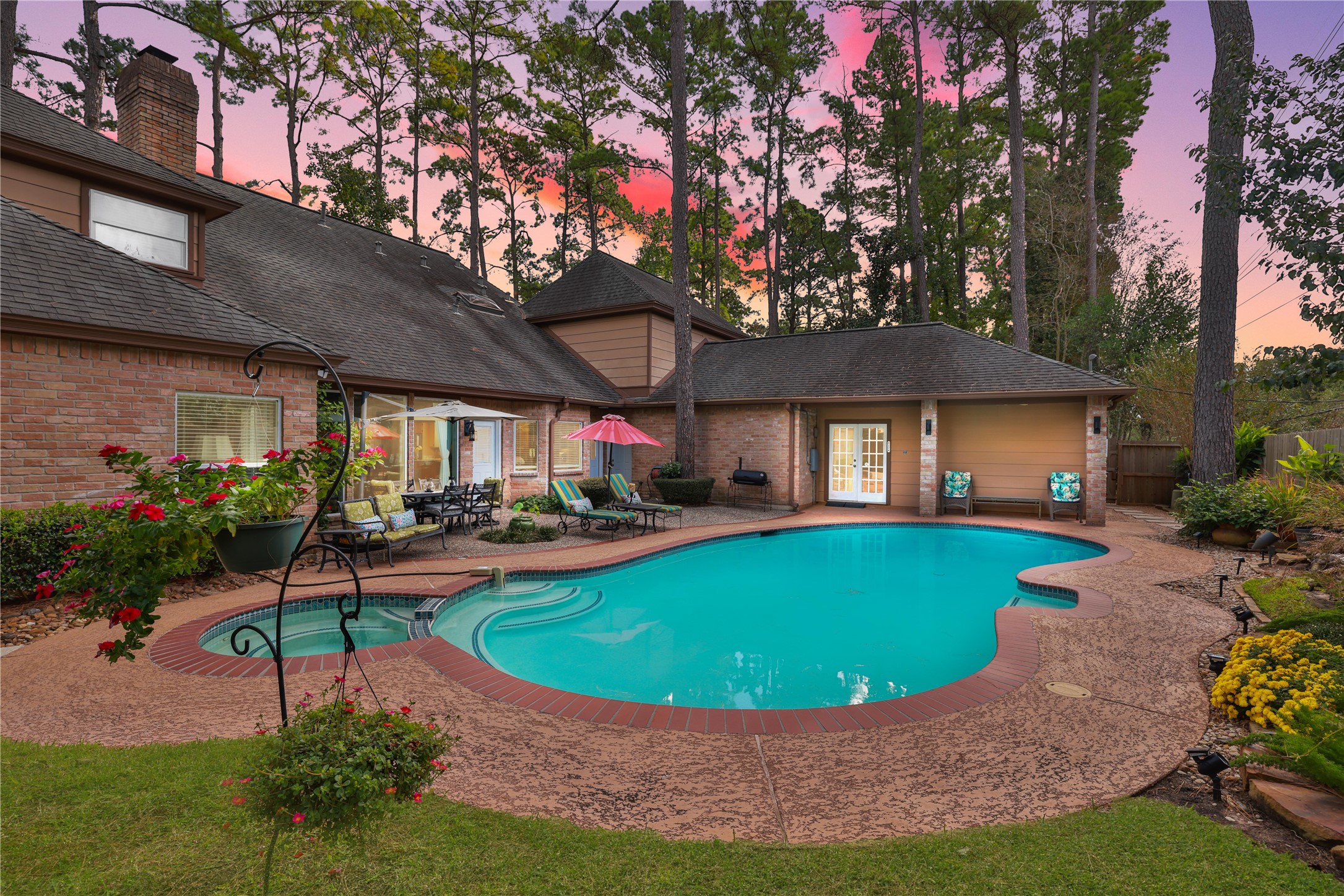 16123 Chasemore Drive Property Photo
