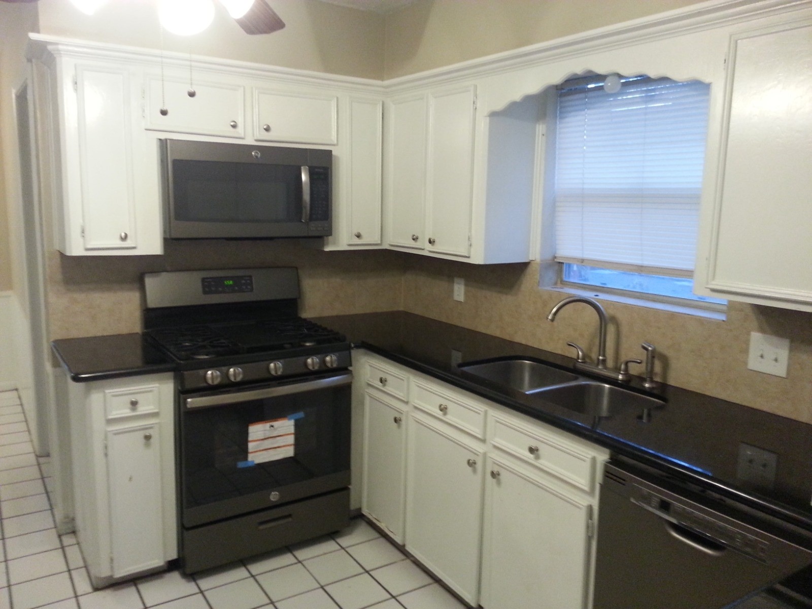 4918 Christopher Place Property Photo 3