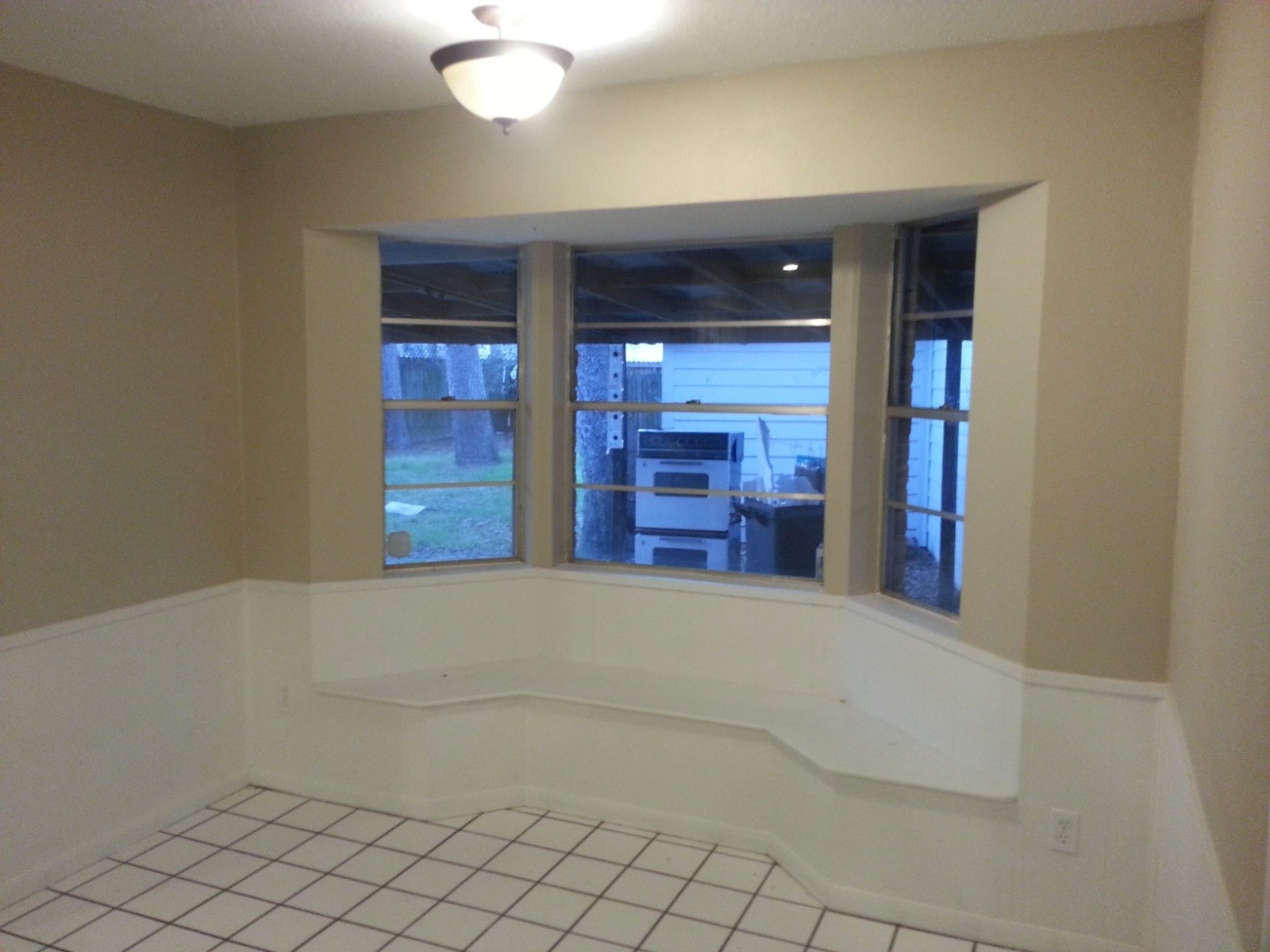 4918 Christopher Place Property Photo 7