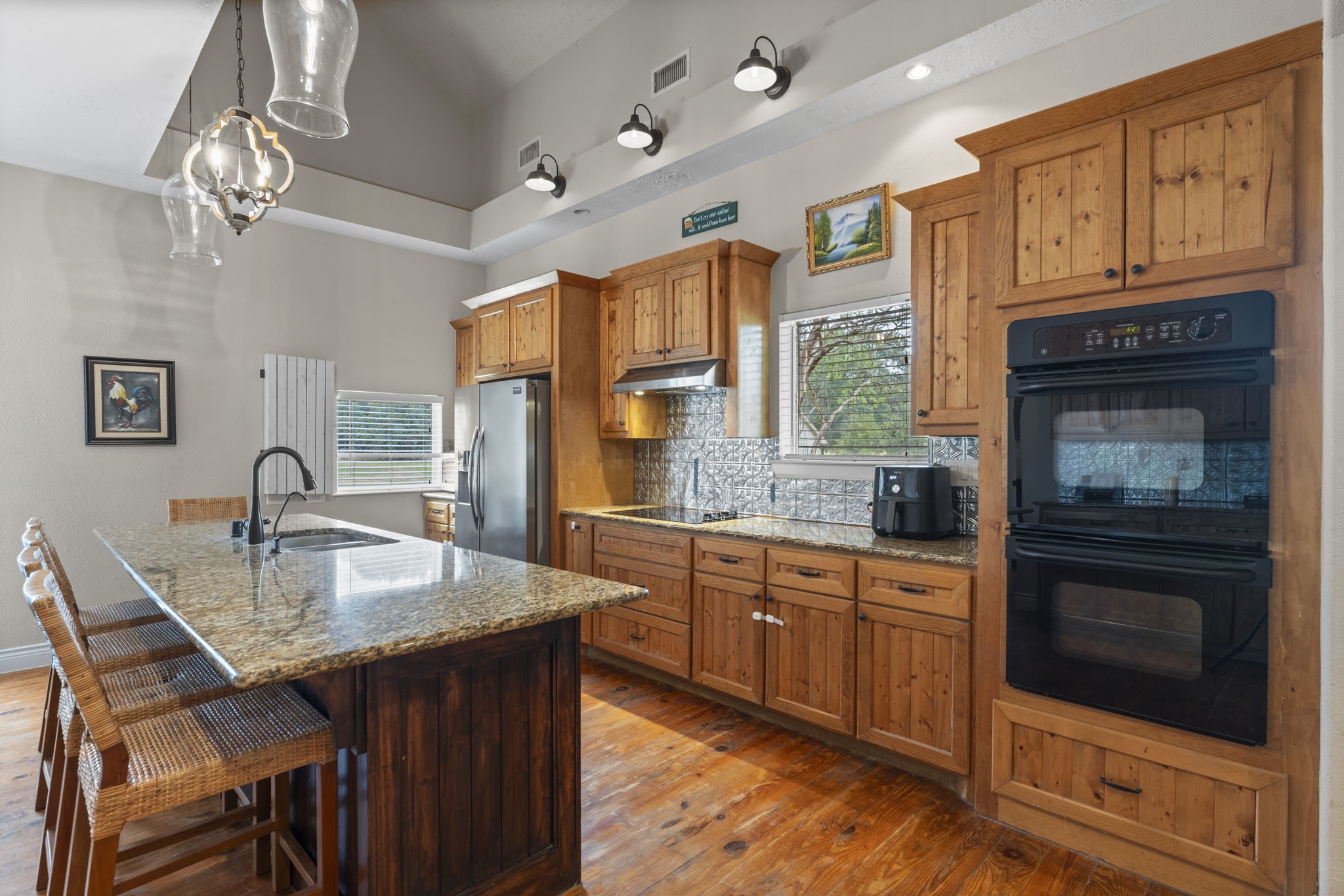 1250 S Pine Lake Road Property Photo 10