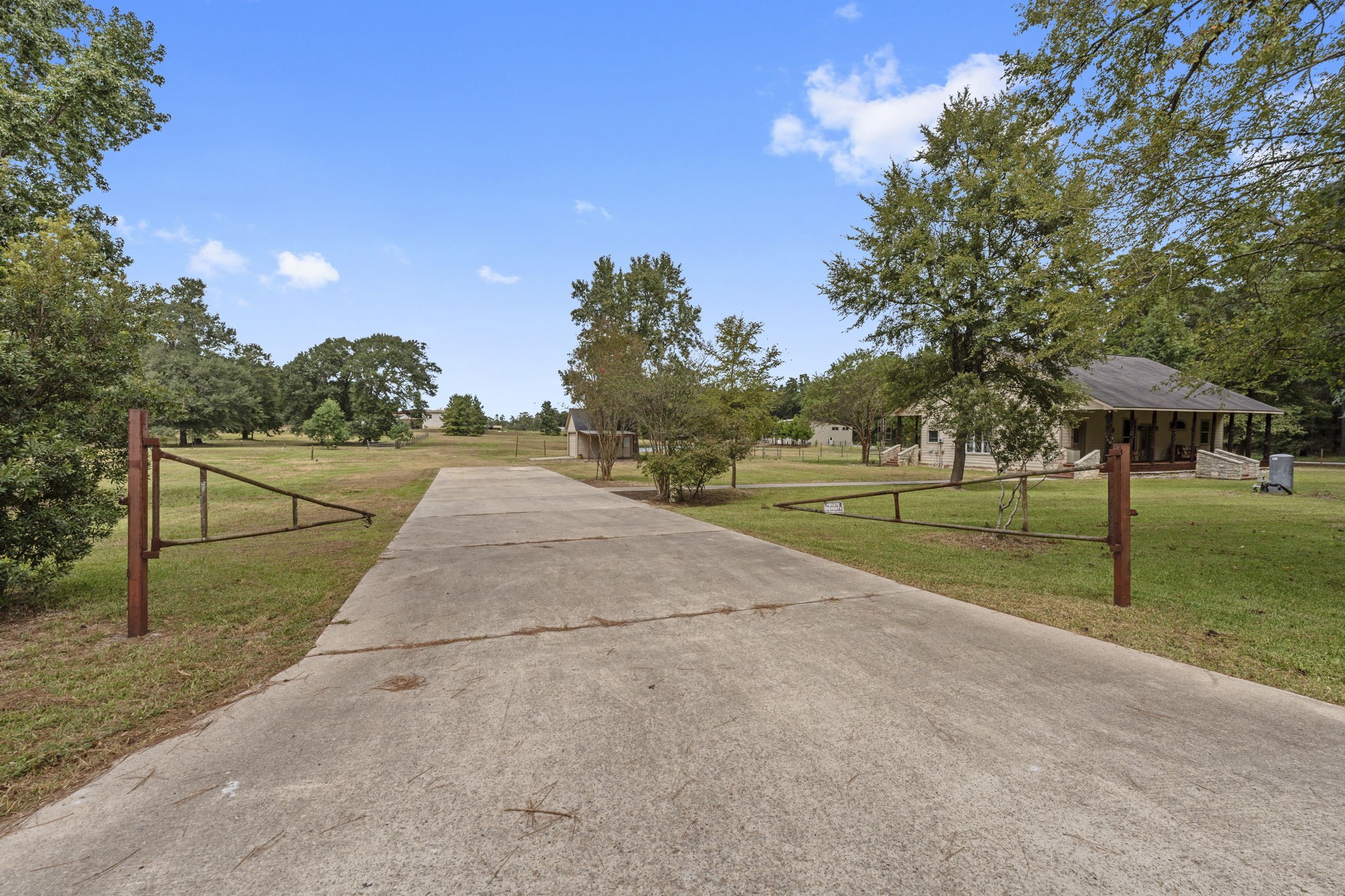 1250 S Pine Lake Road Property Photo 35