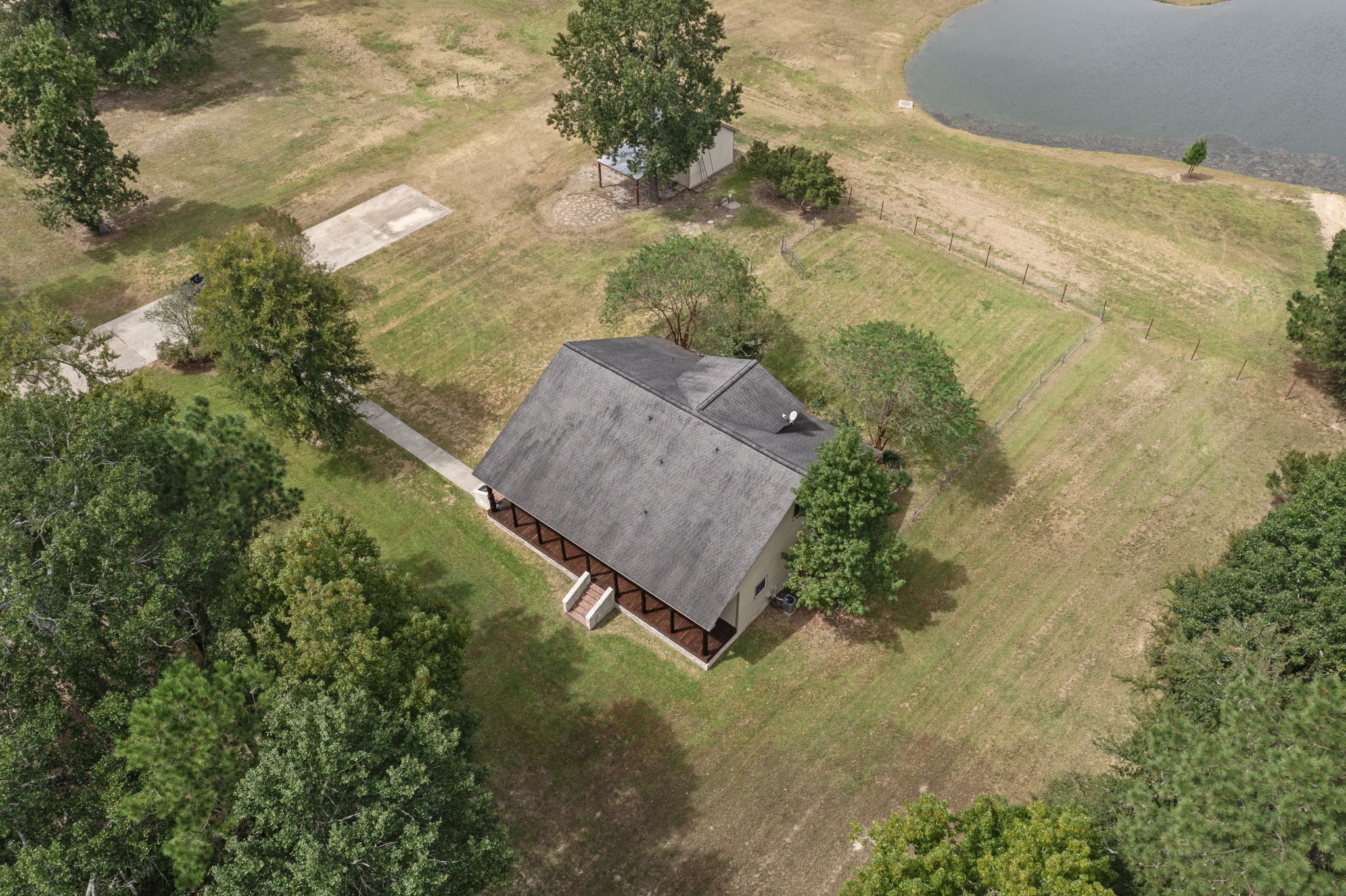 1250 S Pine Lake Road Property Photo 42