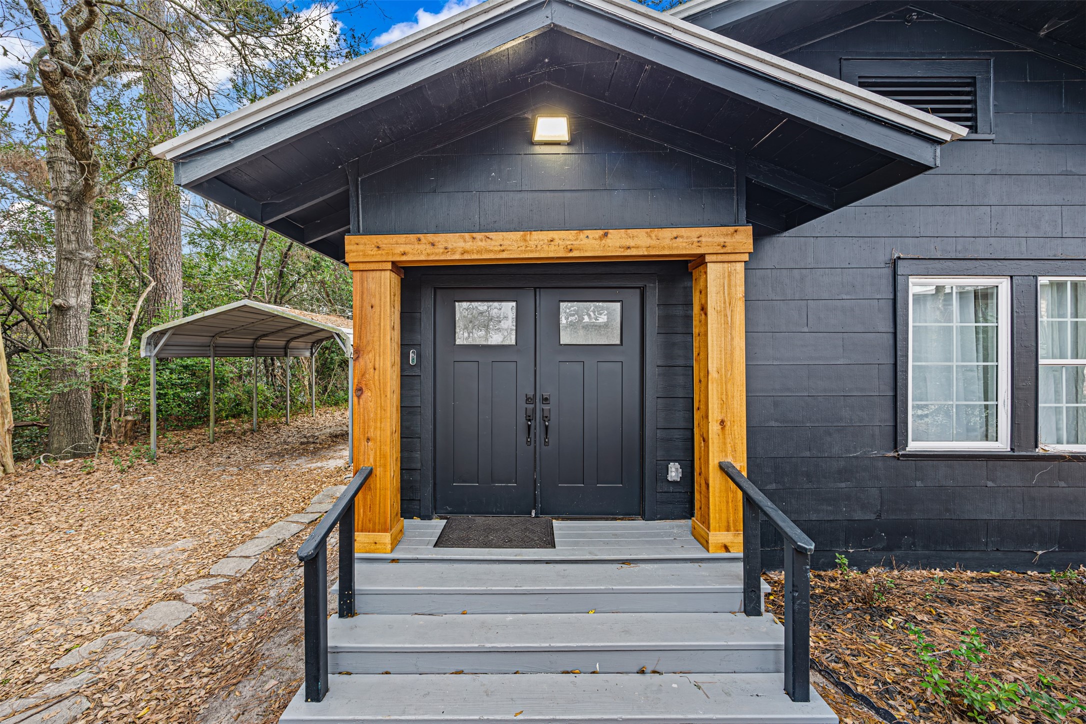 1409 20 1/2 Street Property Photo 2
