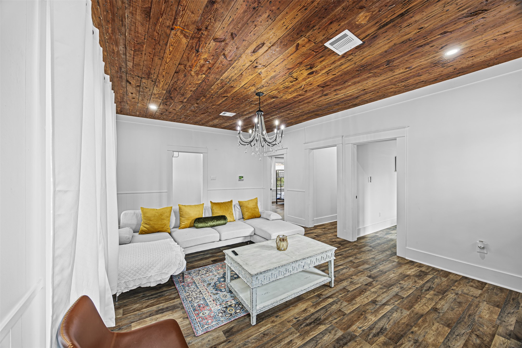 1409 20 1/2 Street Property Photo 5