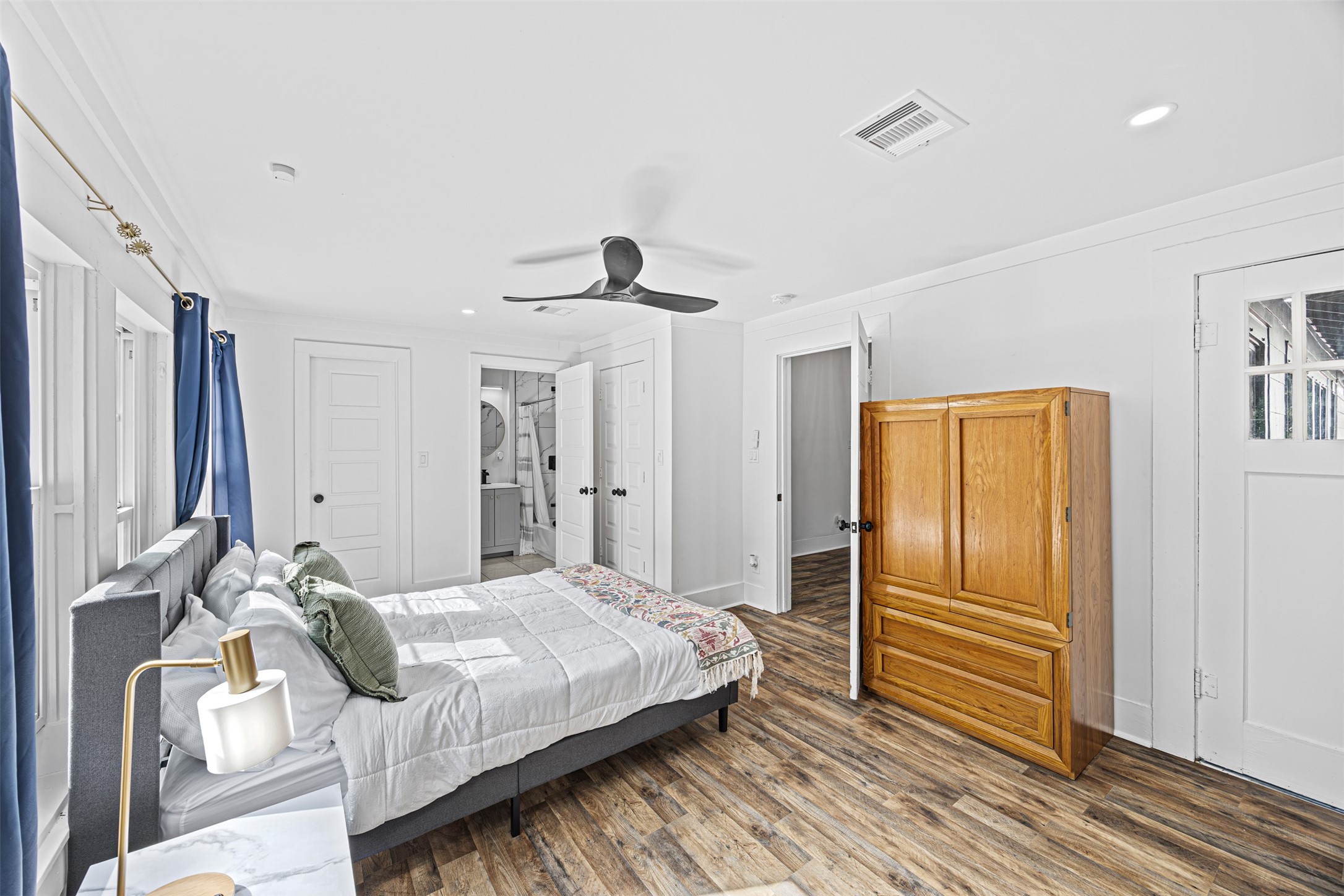1409 20 1/2 Street Property Photo 14