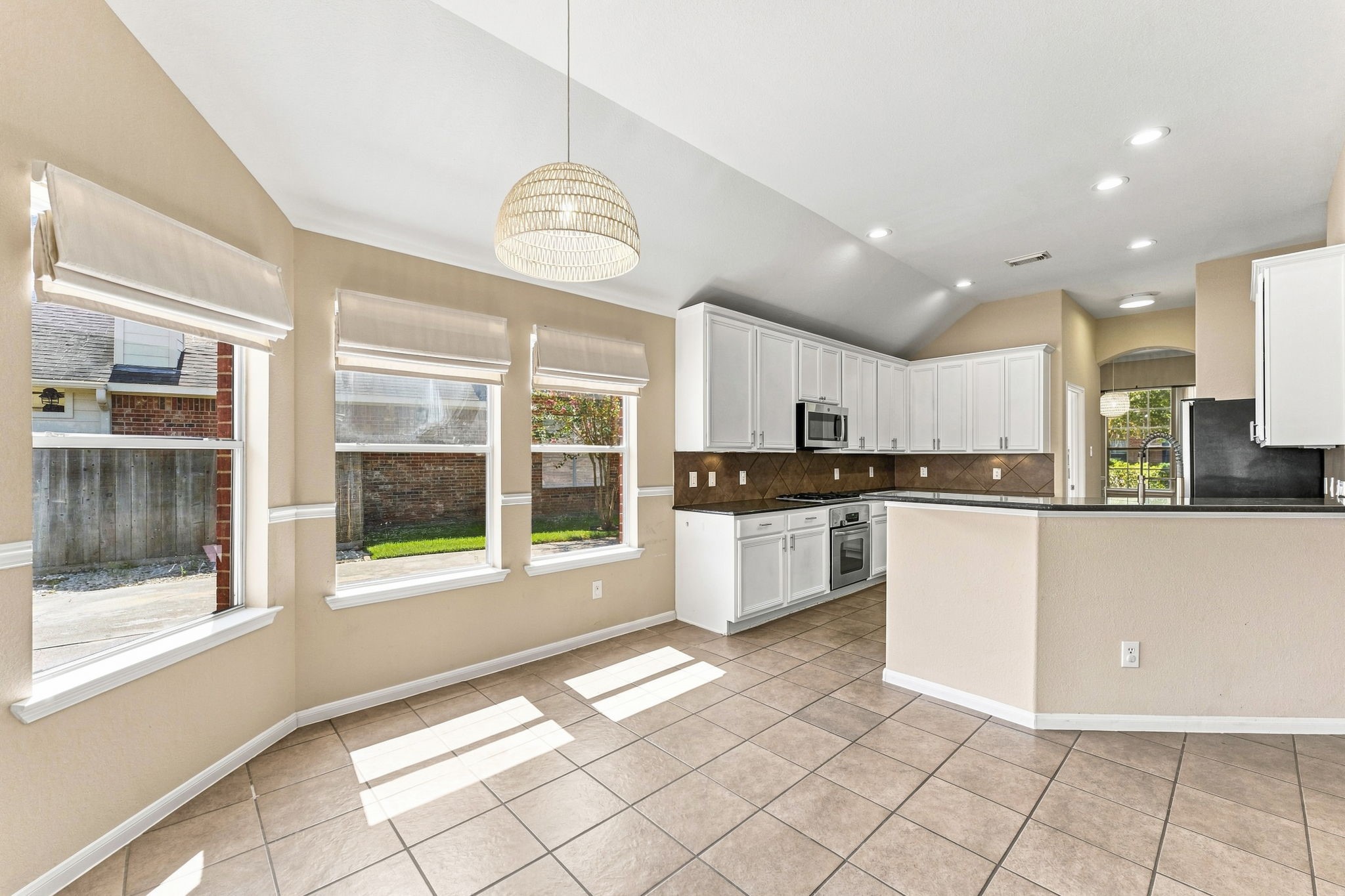 27730 Geneva Hills Lane Property Photo 8