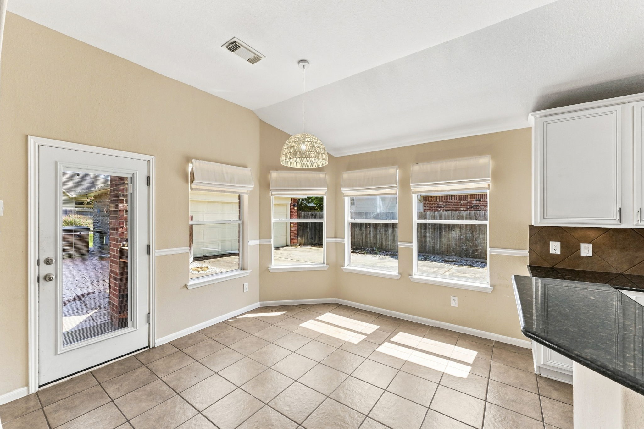 27730 Geneva Hills Lane Property Photo 9