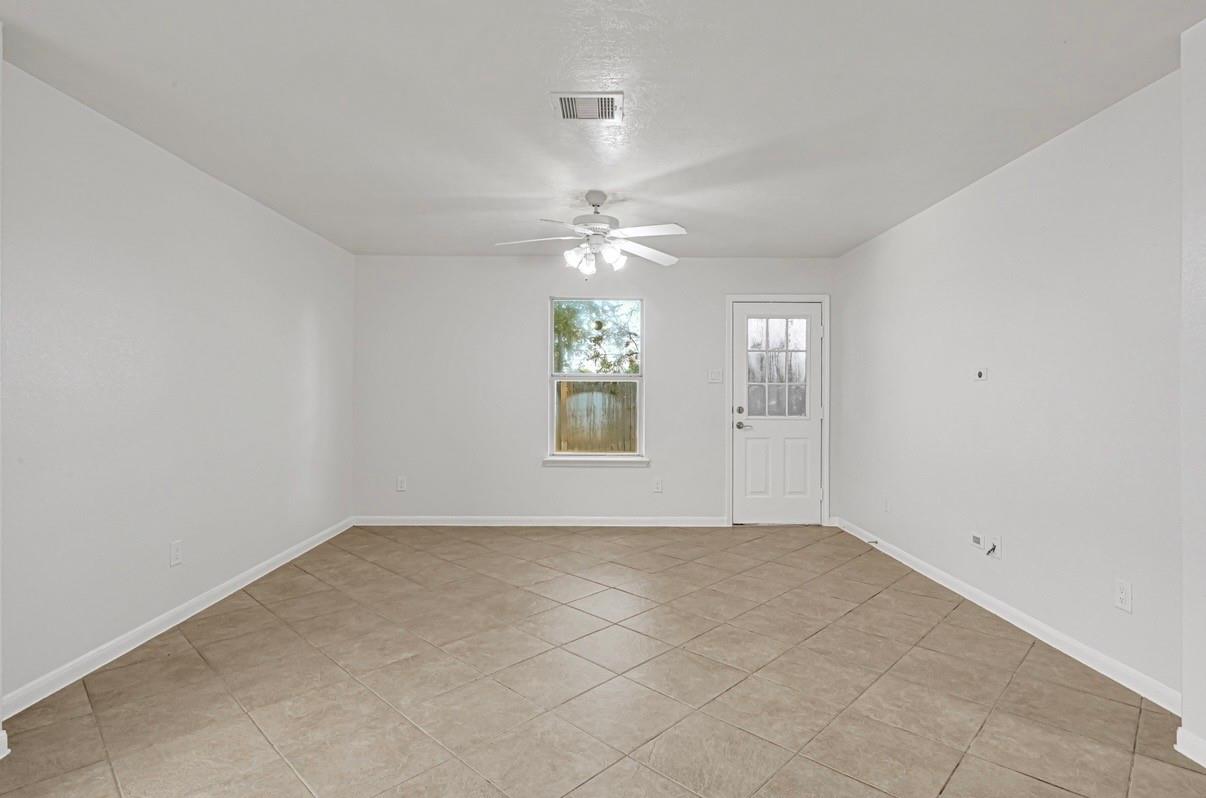 1107 Hampton Villa Lane Property Photo 15