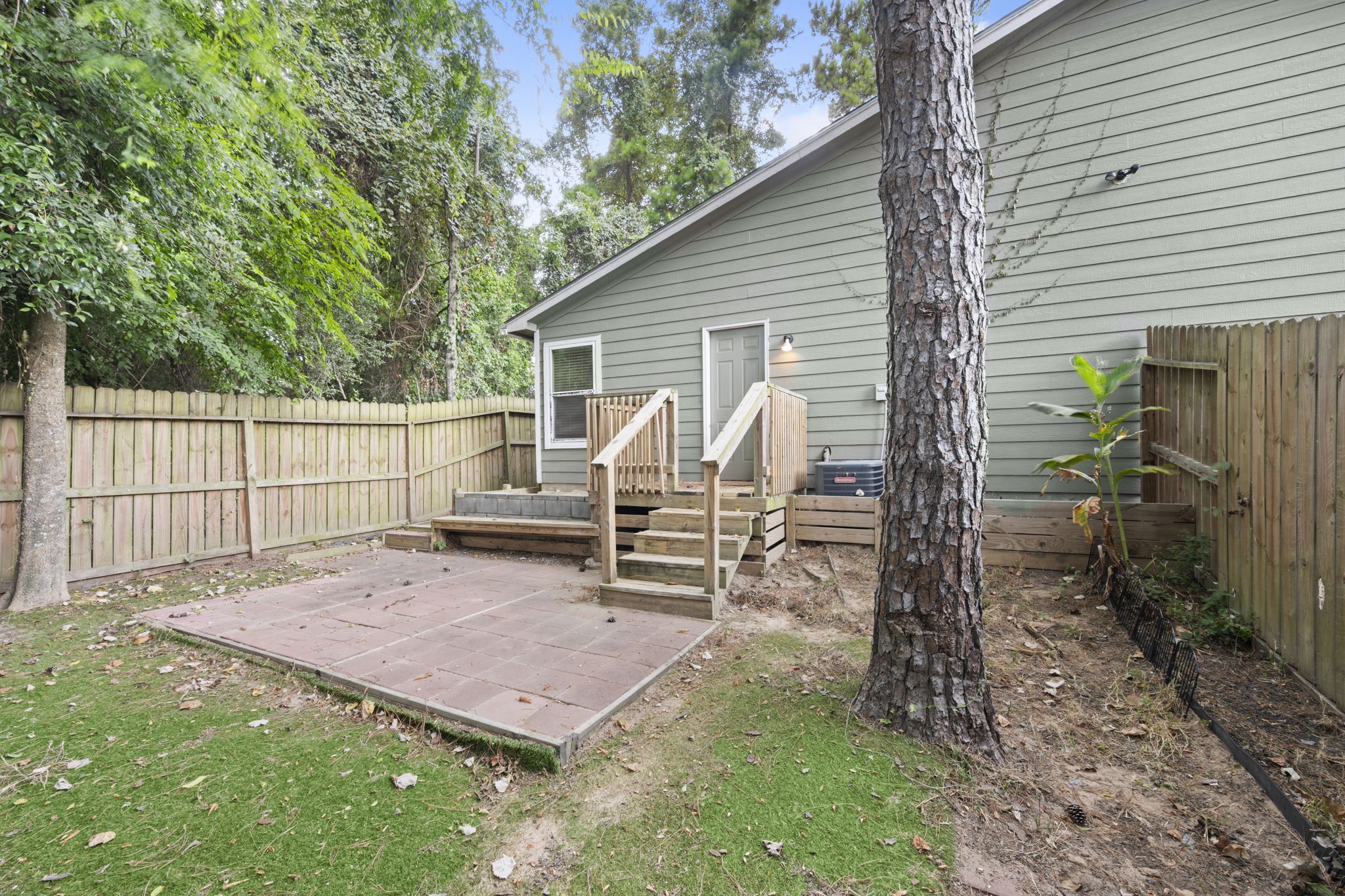 16803 Crestmont Property Photo 23