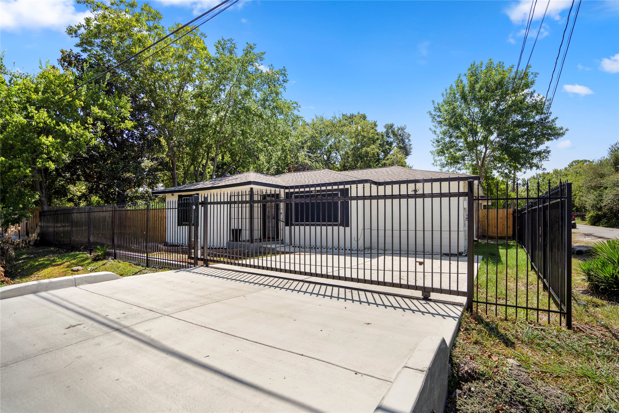 5202 Denmark Street Property Photo 1