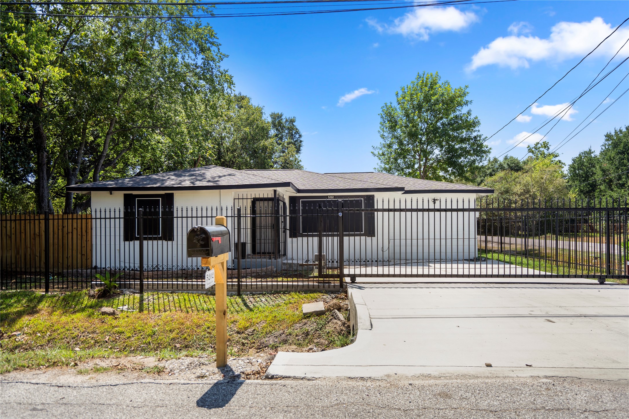 5202 Denmark Street Property Photo 2