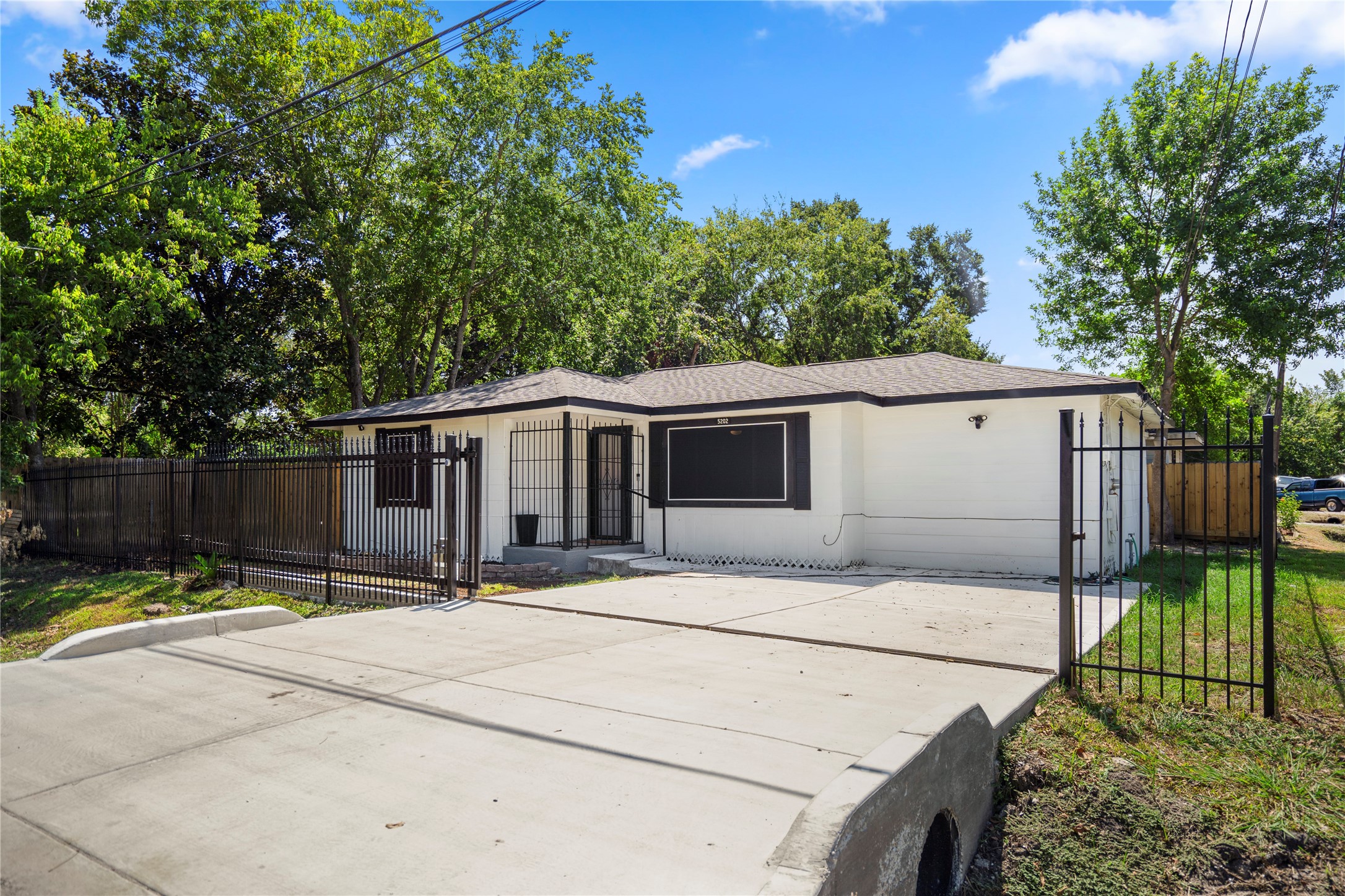 5202 Denmark Street Property Photo 3