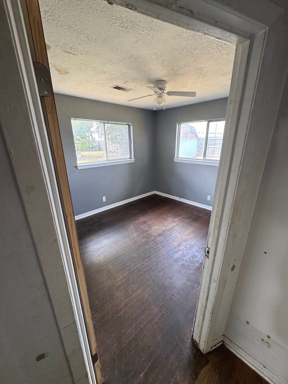 2819 Thomas Avenue Property Photo 20