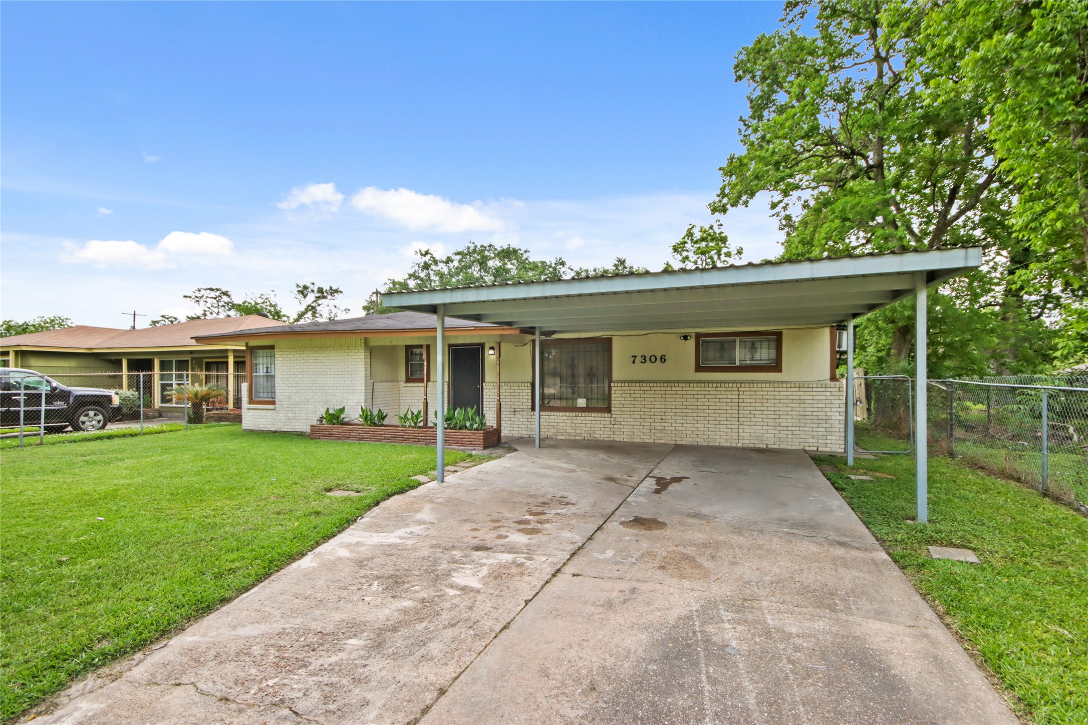 7306 Parker Road Property Photo 6