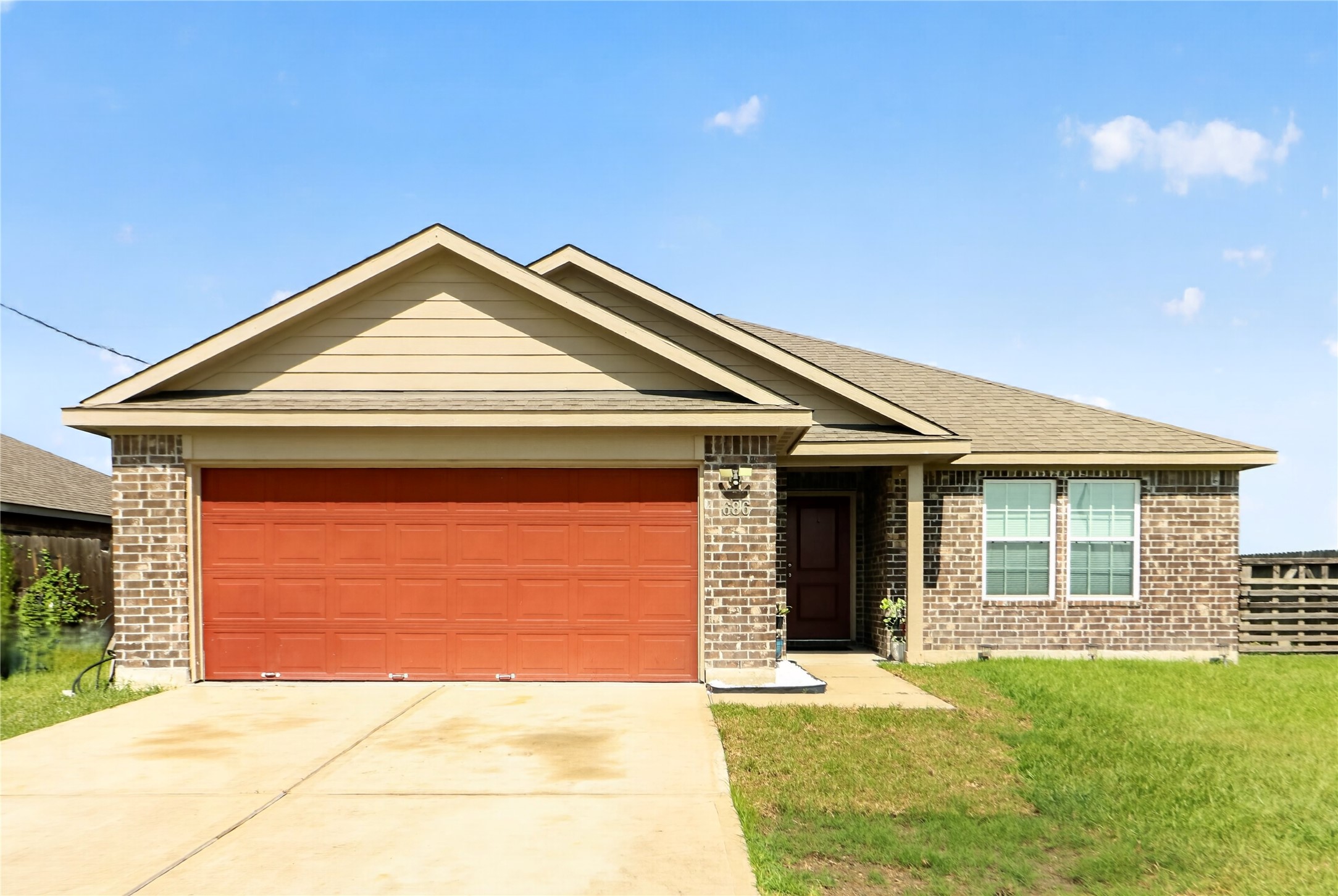 686 Road 5105 Property Photo 1