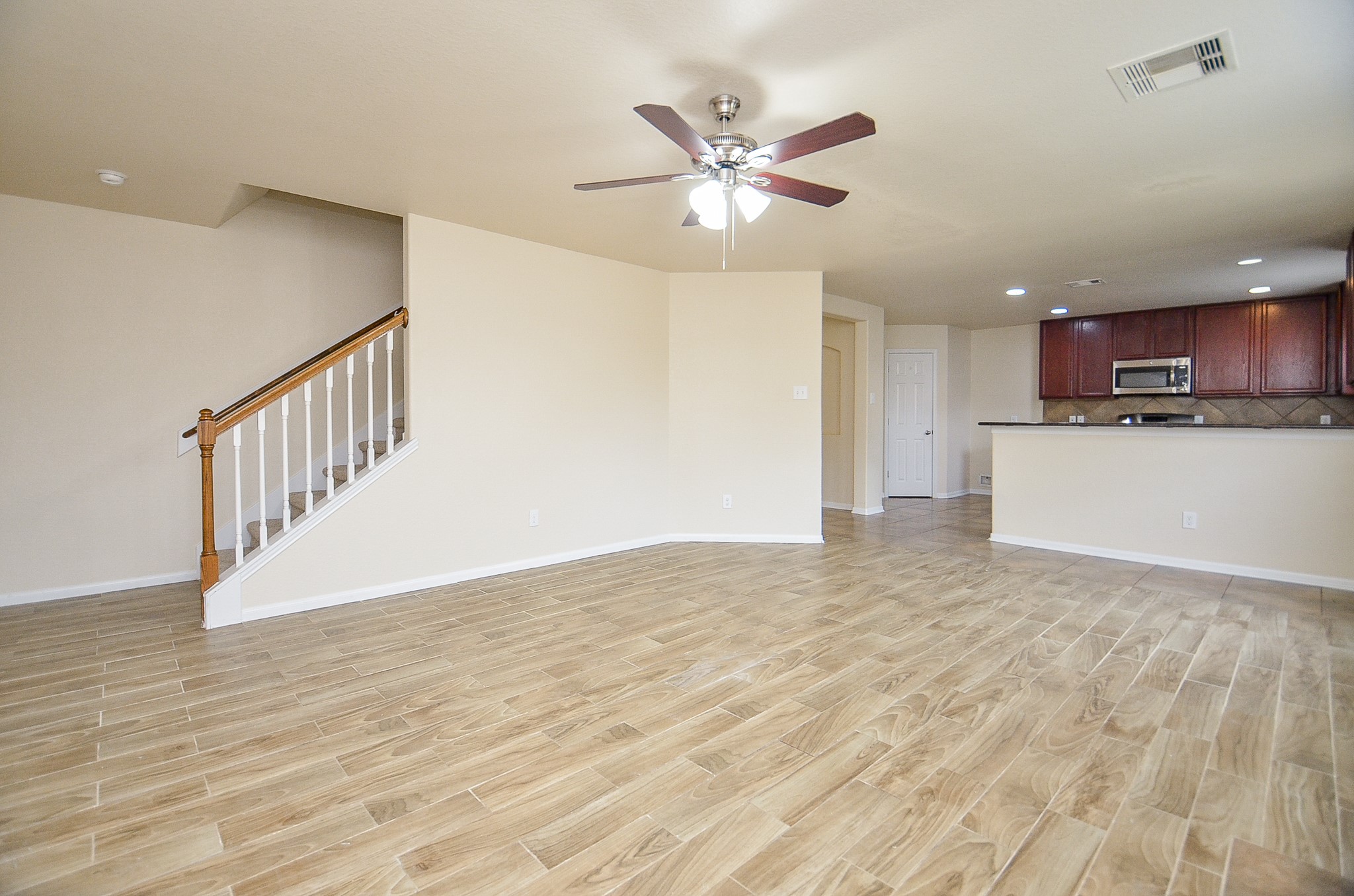21610 Yeaney Drive Property Photo 15