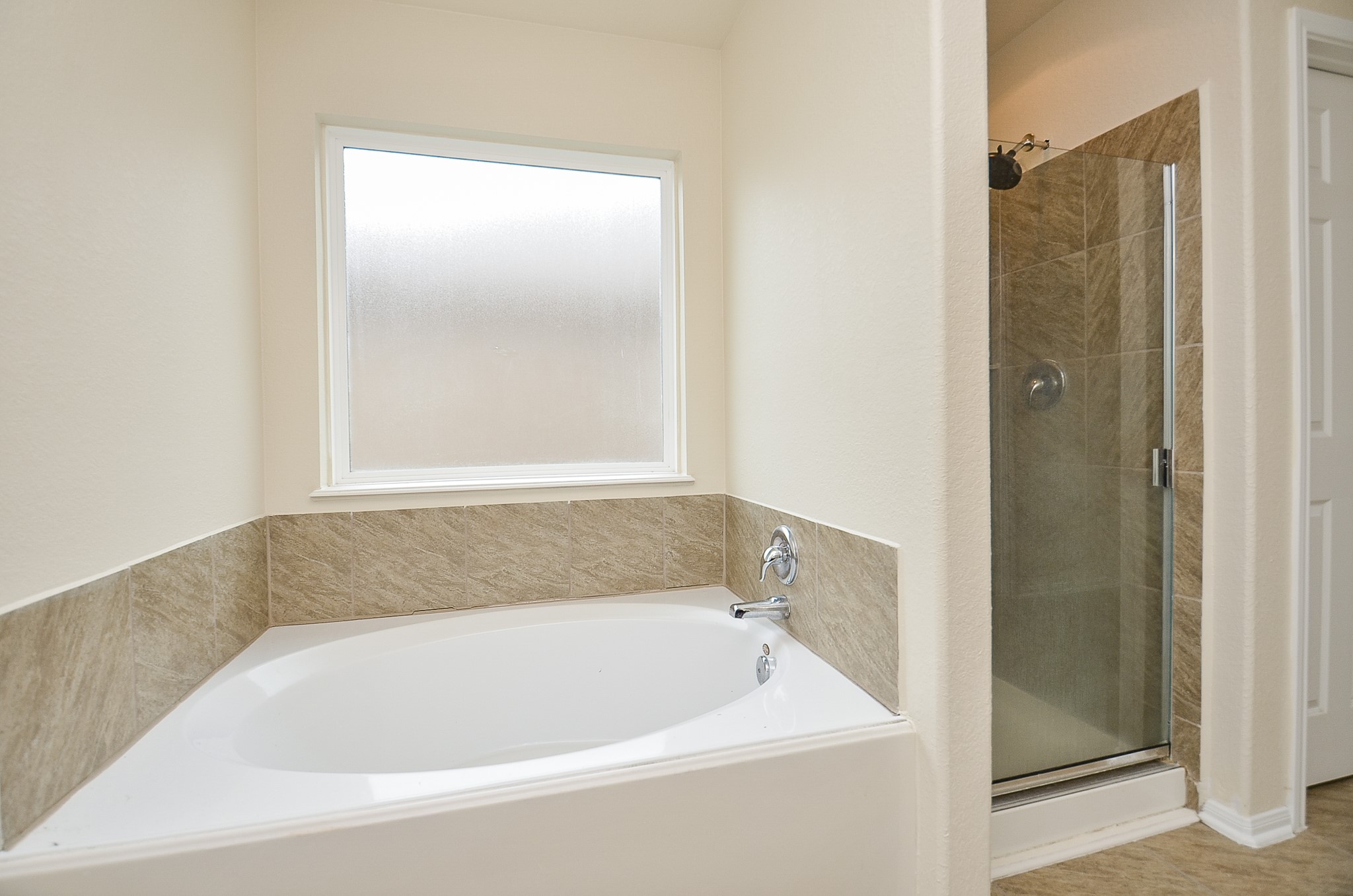 21610 Yeaney Drive Property Photo 21