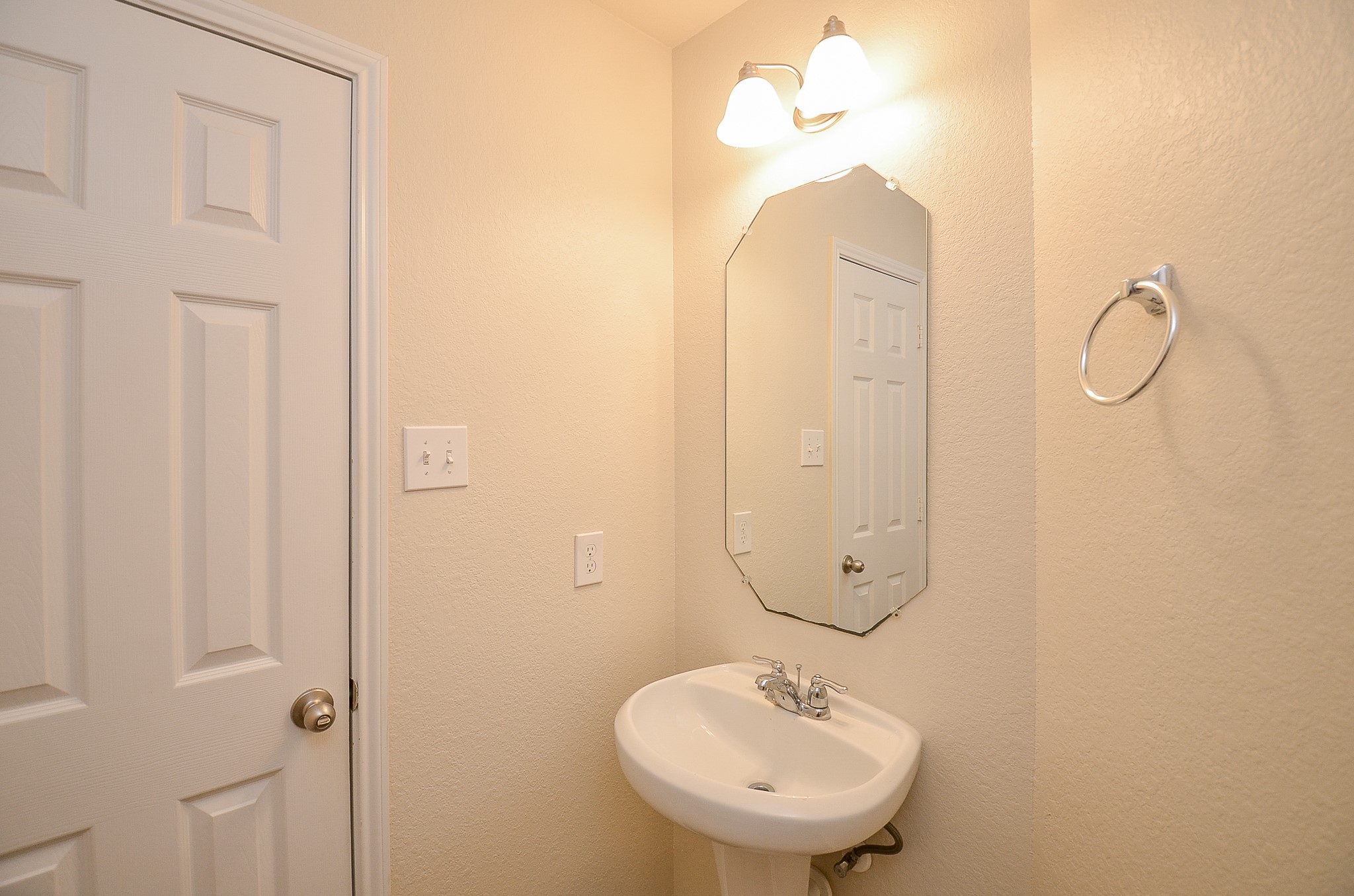 21610 Yeaney Drive Property Photo 30