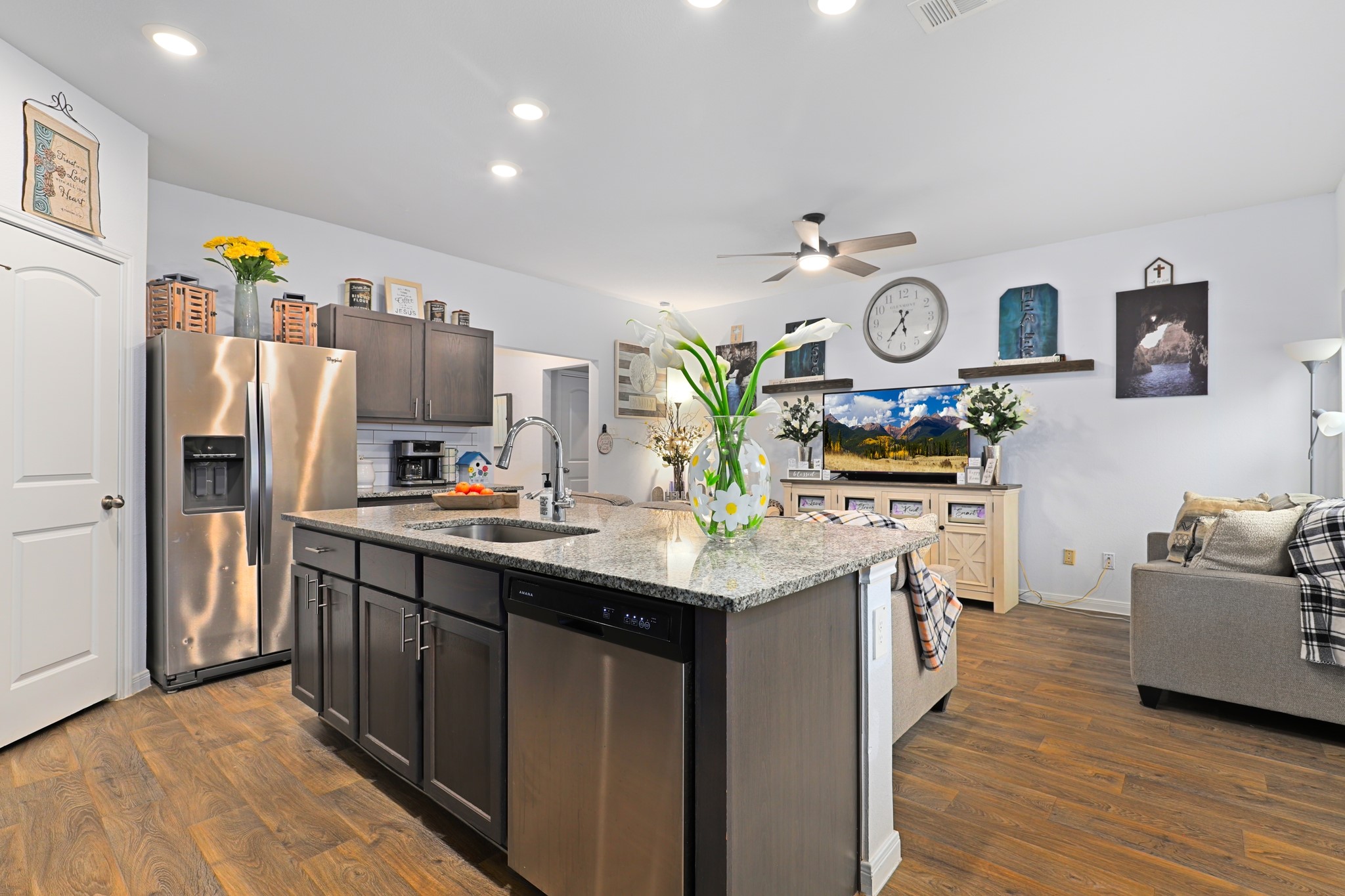 206 Iris Property Photo 15