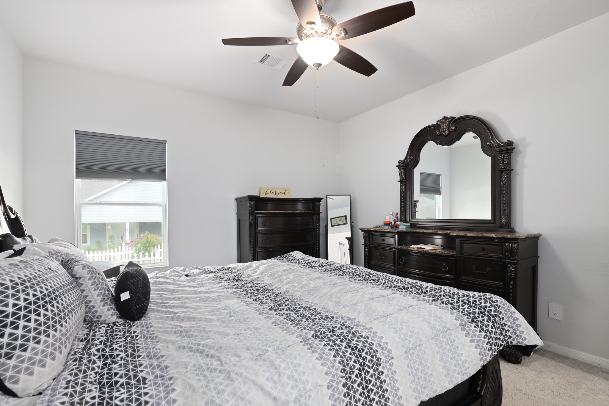 206 Iris Property Photo 21