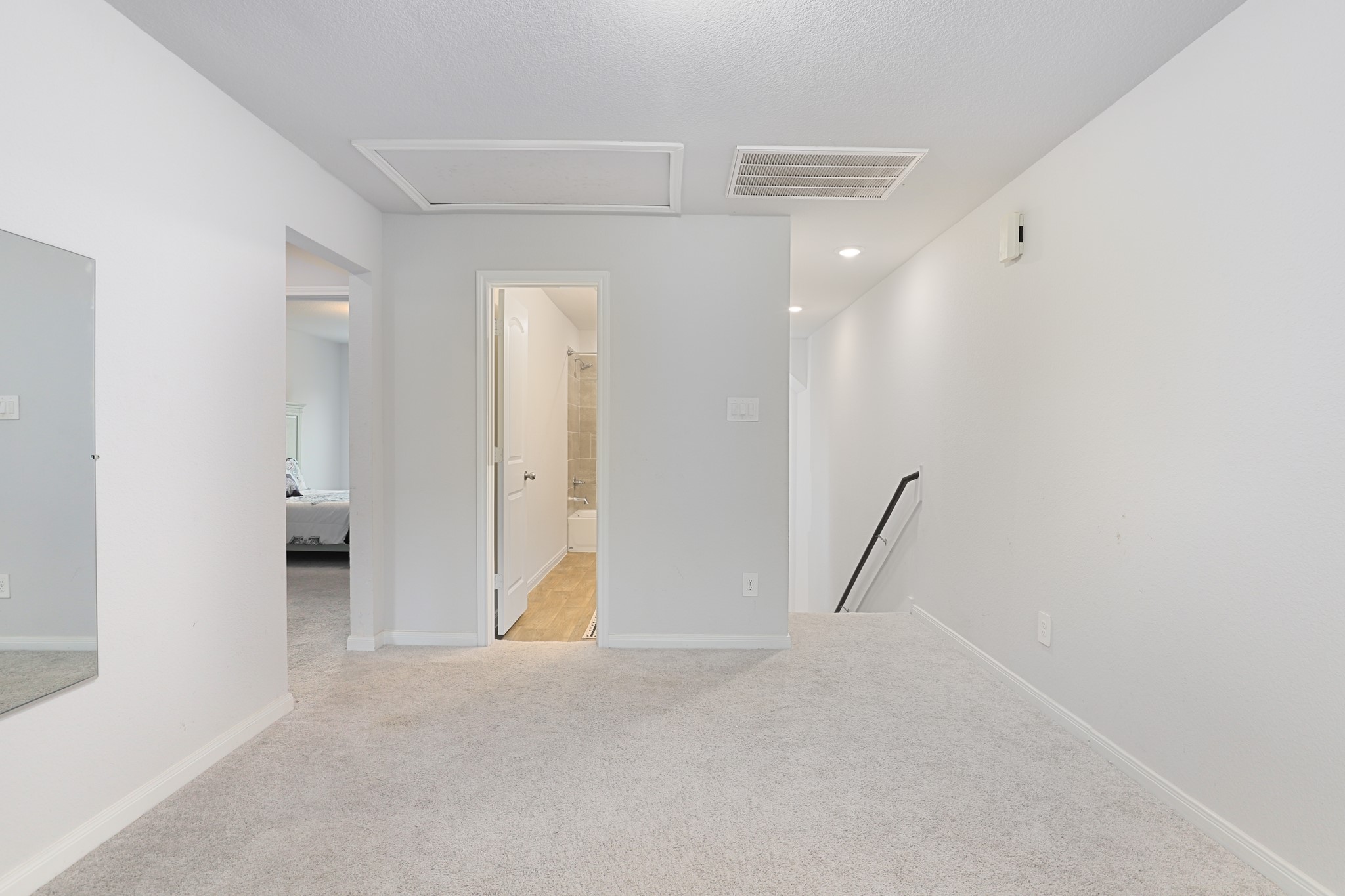 206 Iris Property Photo 26