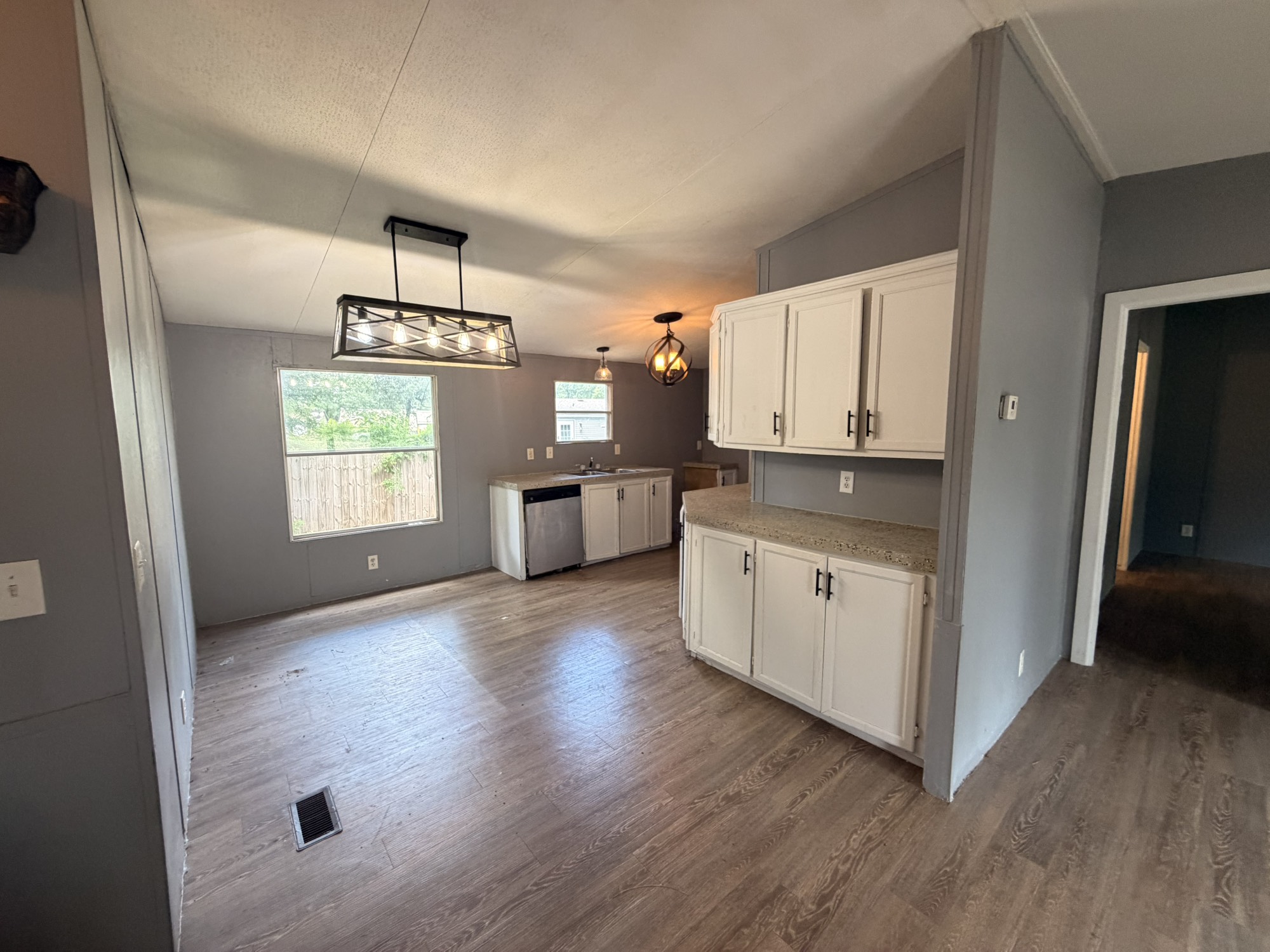 16443 Brittany Way Property Photo 13