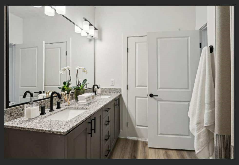 4000 Anserra Trail C Property Photo 8