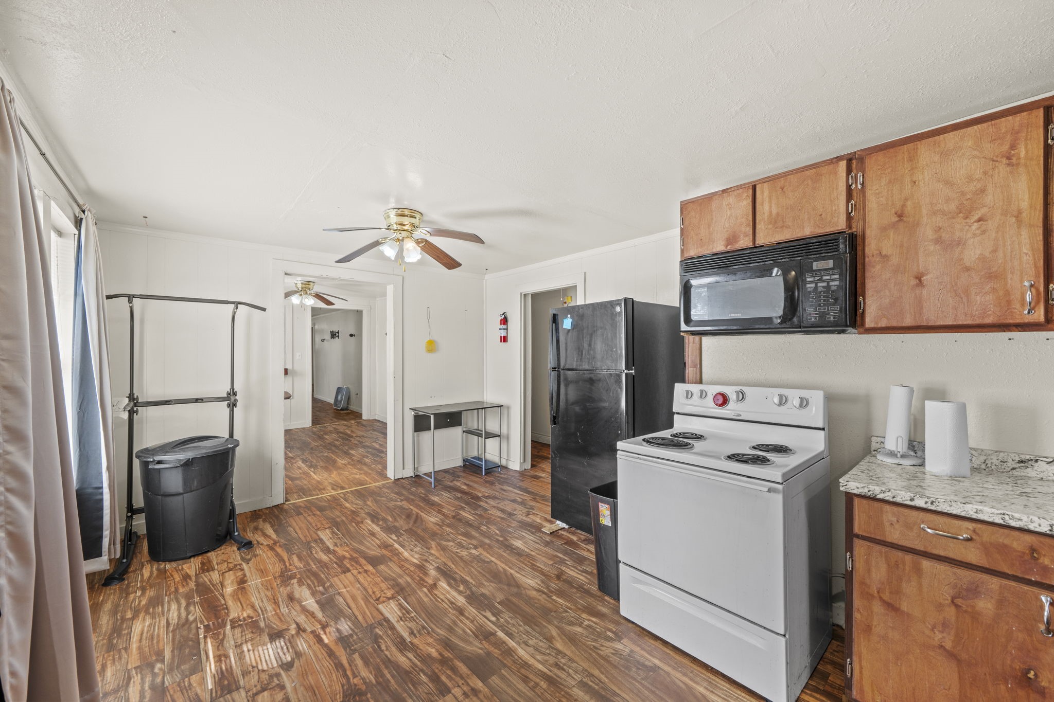 7033 Fm County Road 957 Property Photo 11