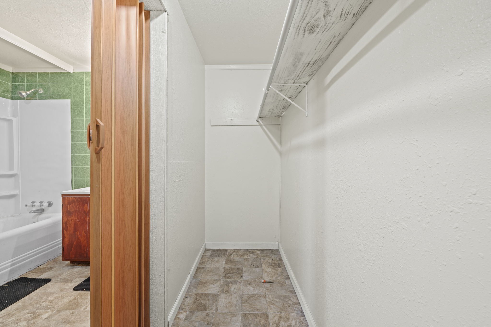 7033 Fm County Road 957 Property Photo 17